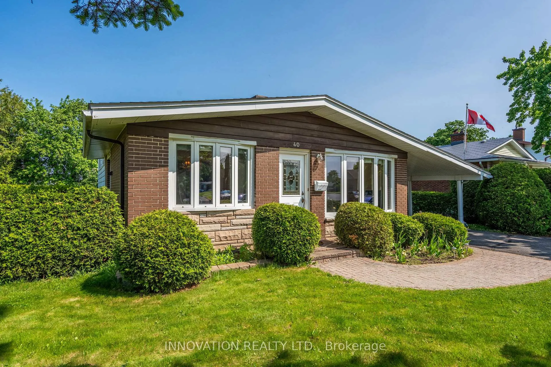 Photo 10 of 40 Hadley Circle, Ottawa, Bells Corners — HOMEH