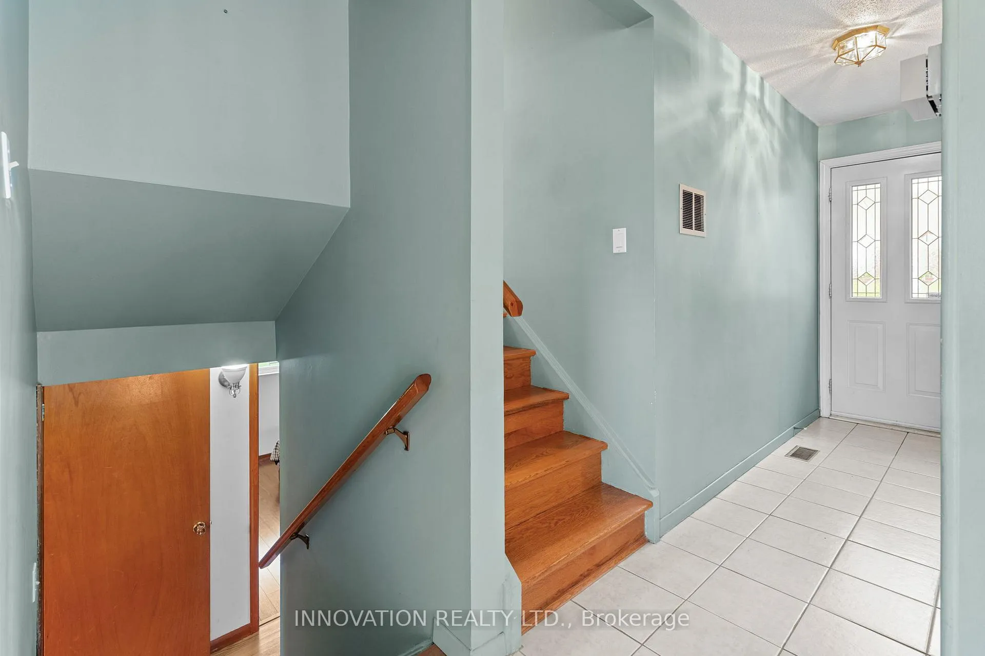 Photo 102 of 40 Hadley Circle, Ottawa, Bells Corners — HOMEH