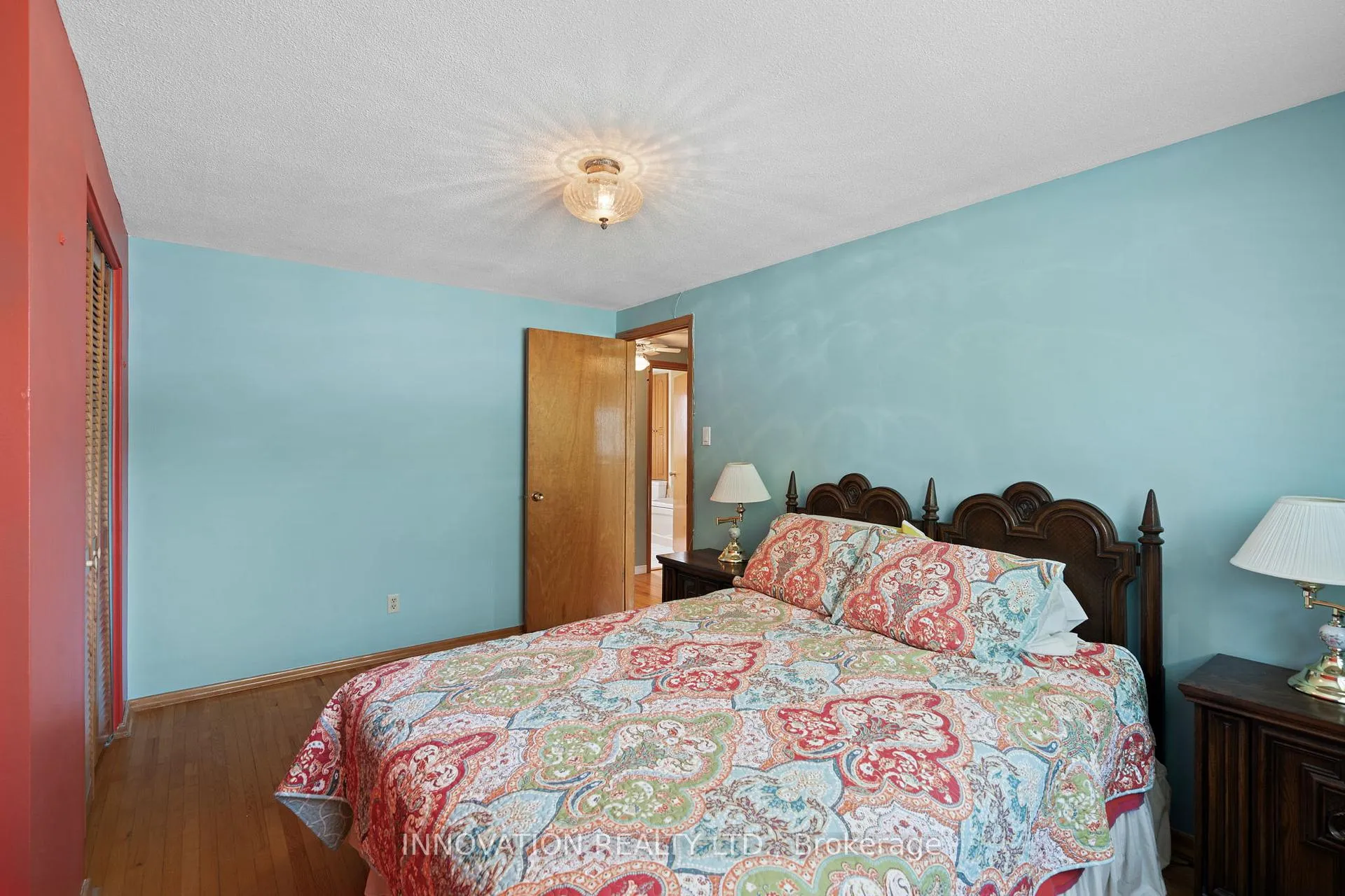 Photo 115 of 40 Hadley Circle, Ottawa, Bells Corners — HOMEH