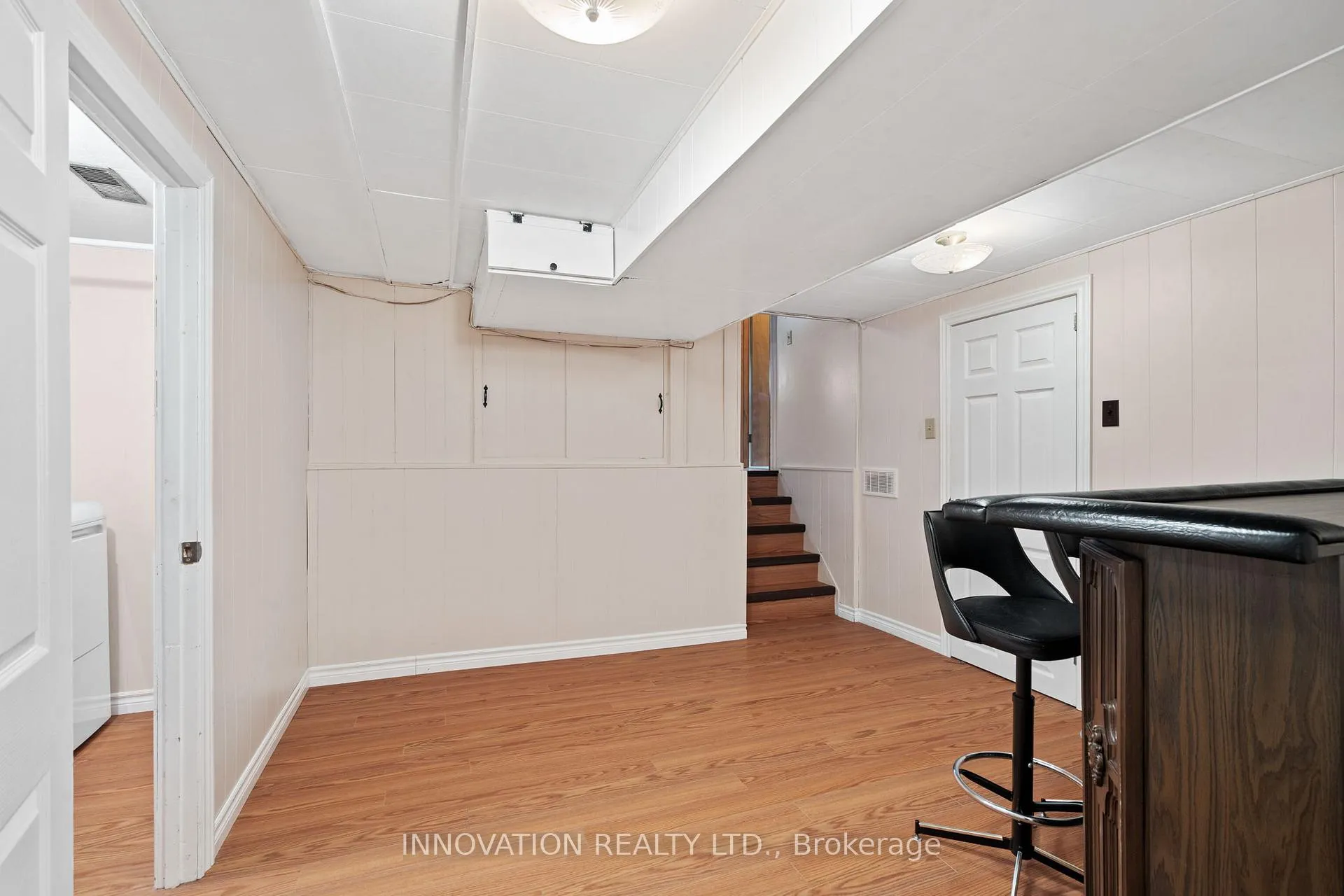 Photo 212 of 40 Hadley Circle, Ottawa, Bells Corners — HOMEH