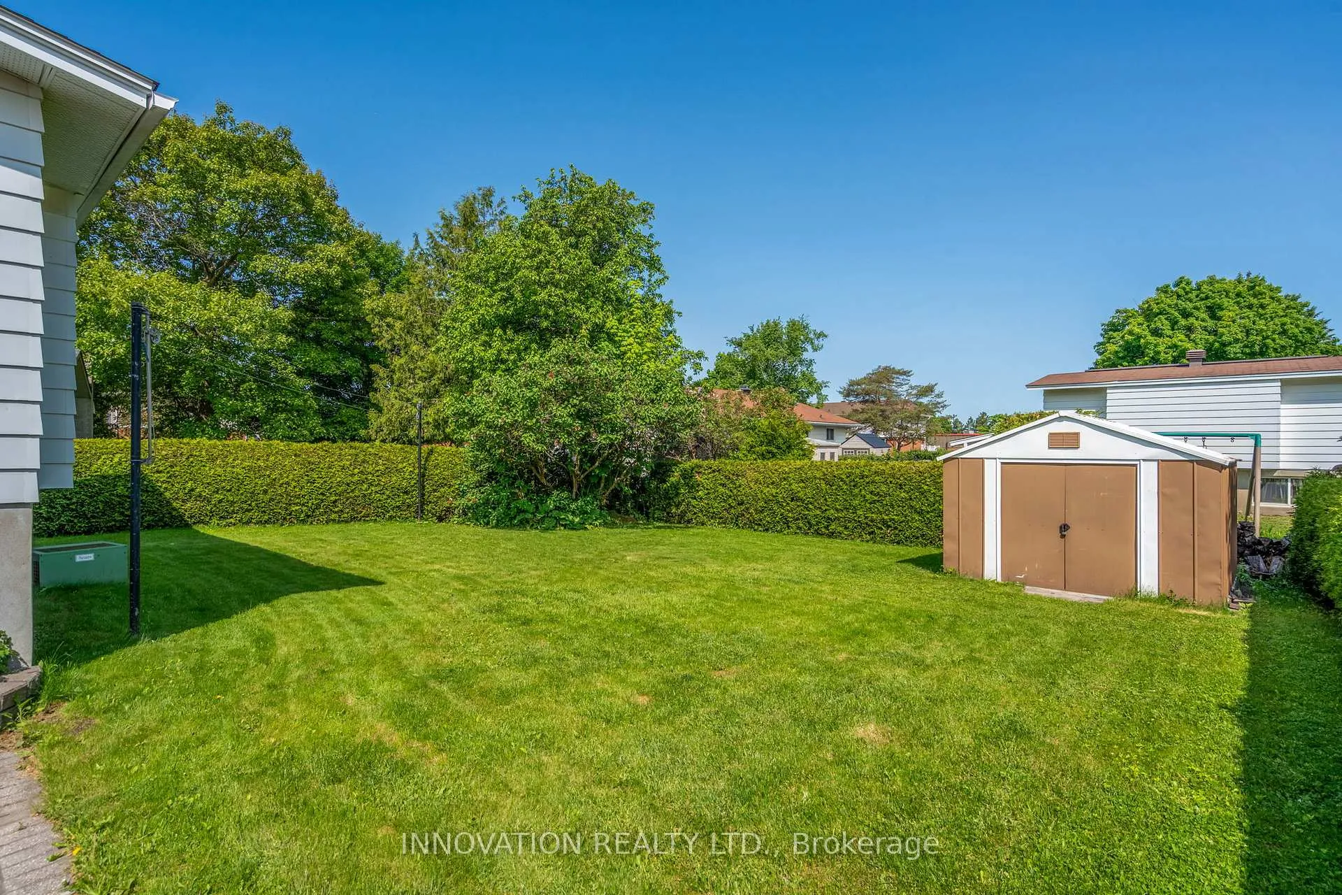 Photo 260 of 40 Hadley Circle, Ottawa, Bells Corners — HOMEH