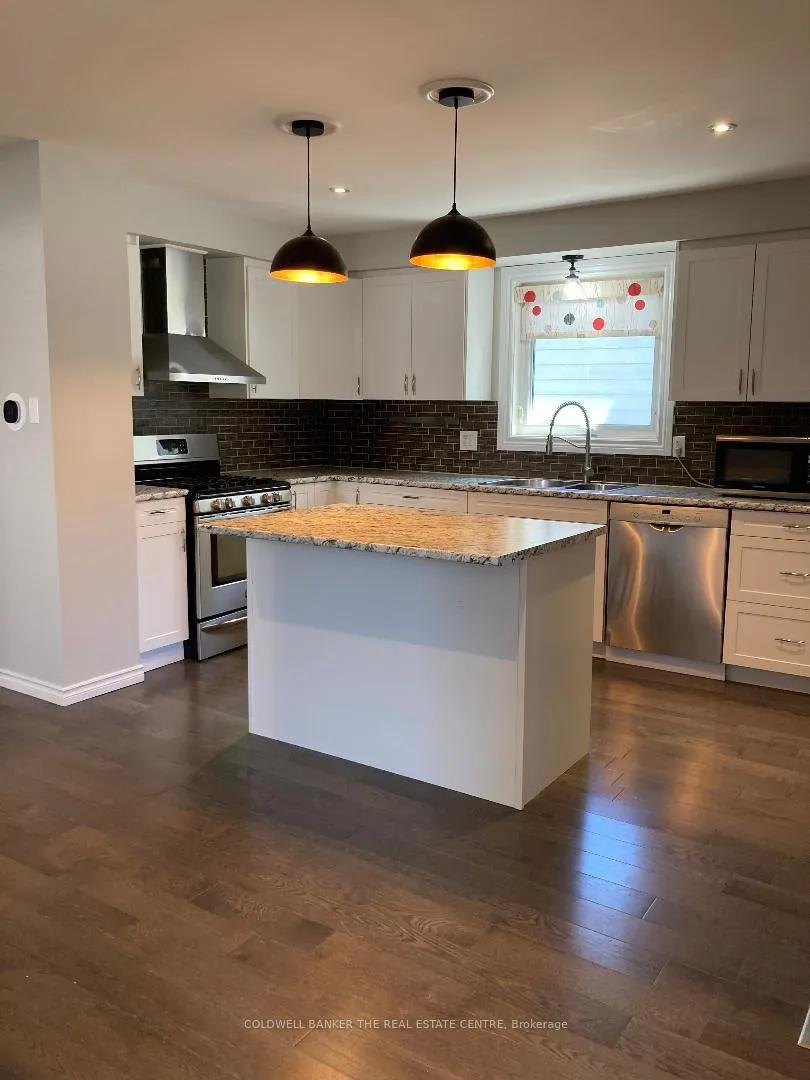Photo 5 of Unit A, 355 Leacock Drive, Barrie, Letitia Heights — HOMEH