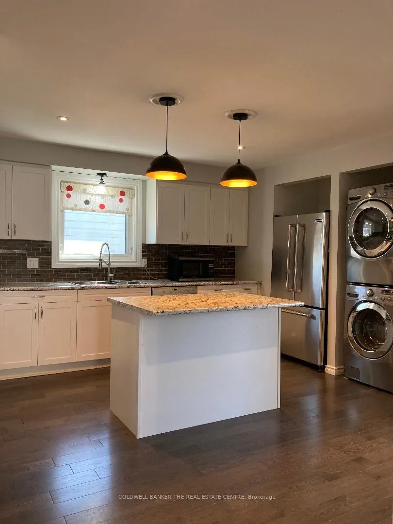 Photo 6 of Unit A, 355 Leacock Drive, Barrie, Letitia Heights — HOMEH