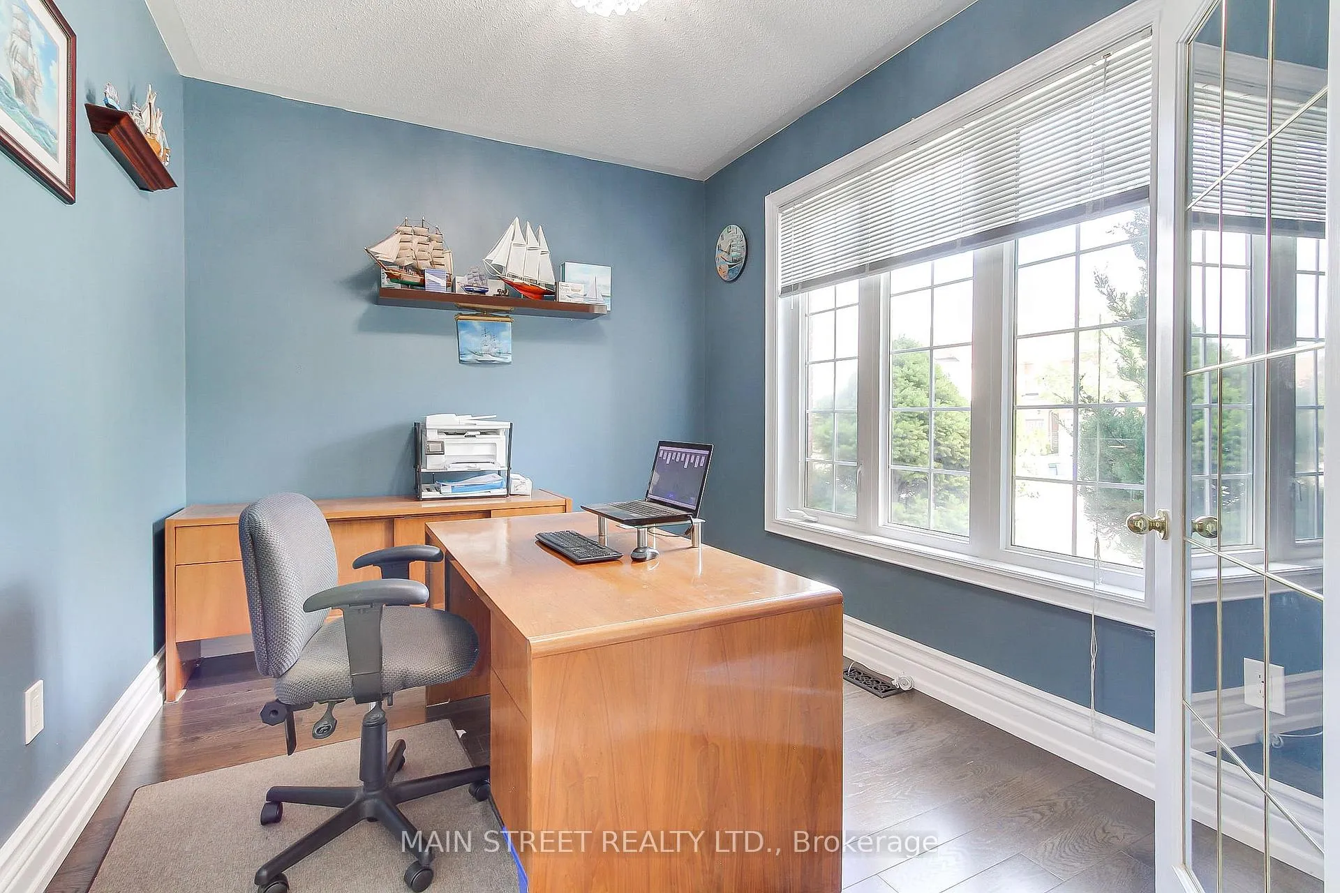 Photo 16 of 30 Conover Avenue, Aurora, Bayview Northeast — HOMEH