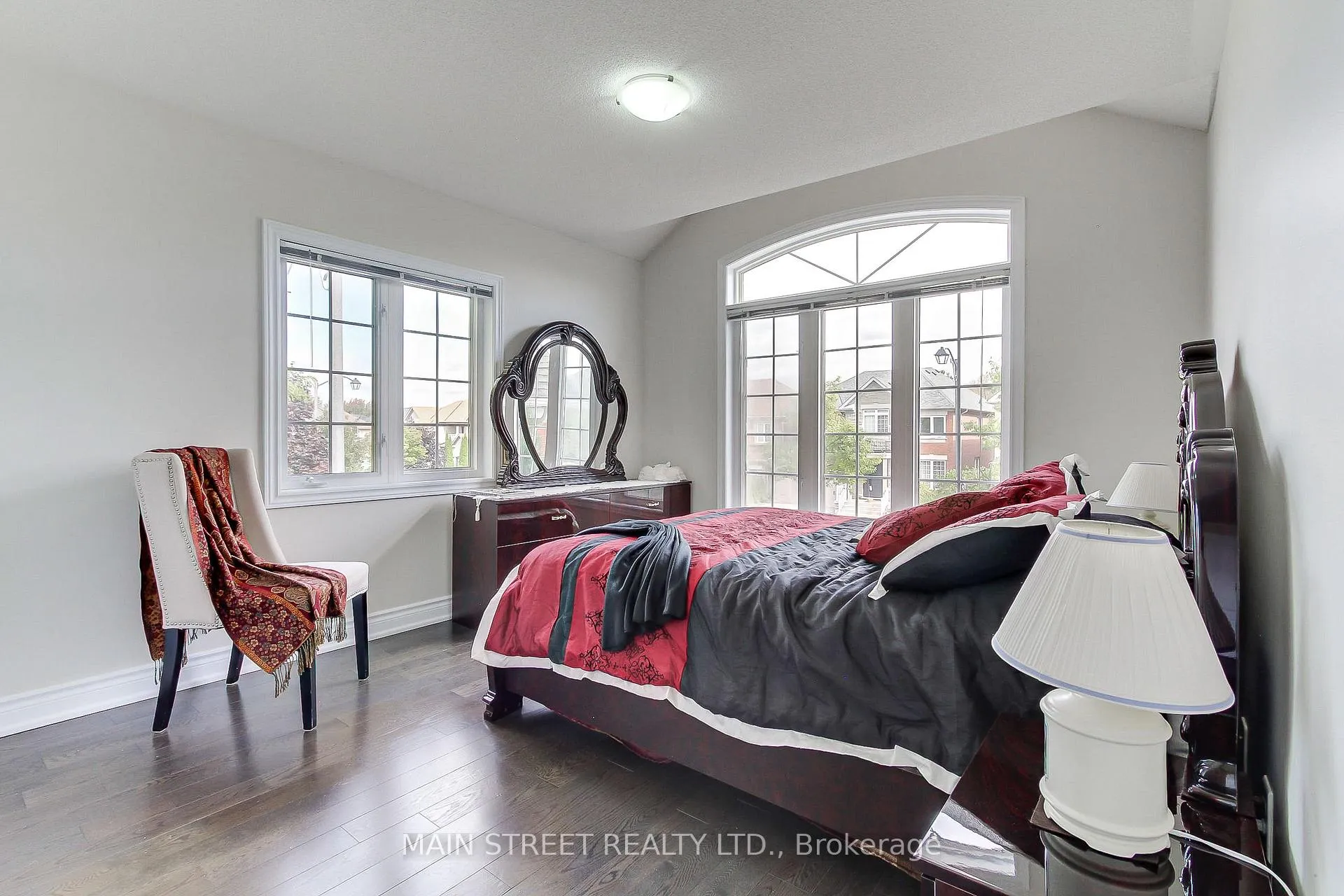 Photo 28 of 30 Conover Avenue, Aurora, Bayview Northeast — HOMEH