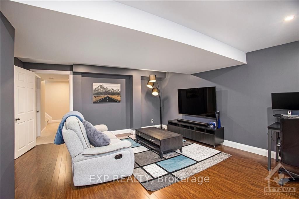 Photo 54 of 102 Par La Ville Circle, Ottawa, Stittsville (North) — HOMEH