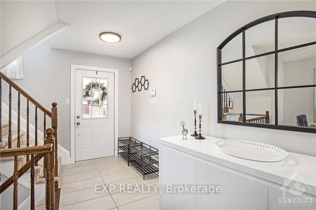 Photo 33 of 102 Par La Ville Circle, Ottawa, Stittsville (North) — HOMEH