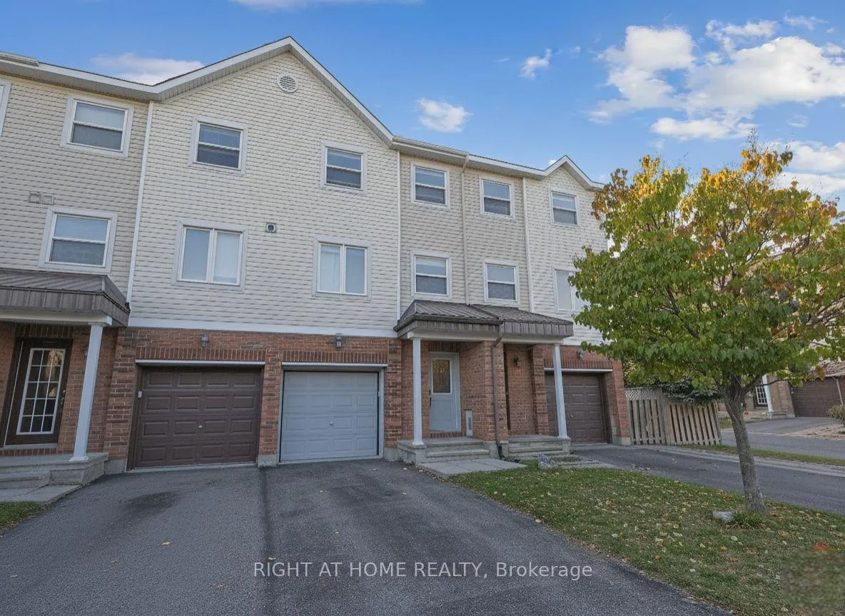 Photo 11 of 773 Cobble Hill Drive, Ottawa, Barrhaven - Cedargrove/Fraserdale — HOMEH