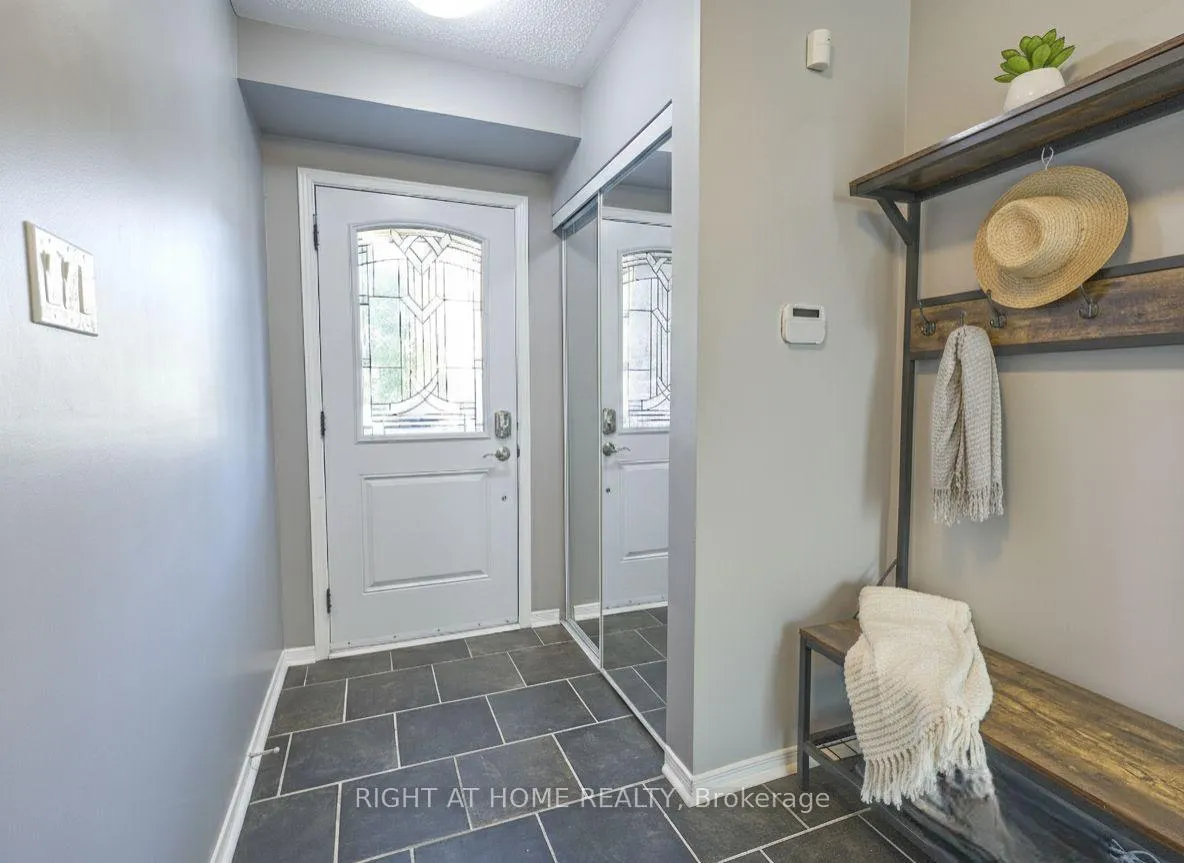 Photo 17 of 773 Cobble Hill Drive, Ottawa, Barrhaven - Cedargrove/Fraserdale — HOMEH