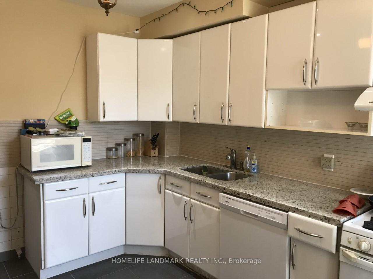 Photo 3 of Unit Main, 466 Lansdowne Avenue, Toronto, Dufferin Grove — HOMEH
