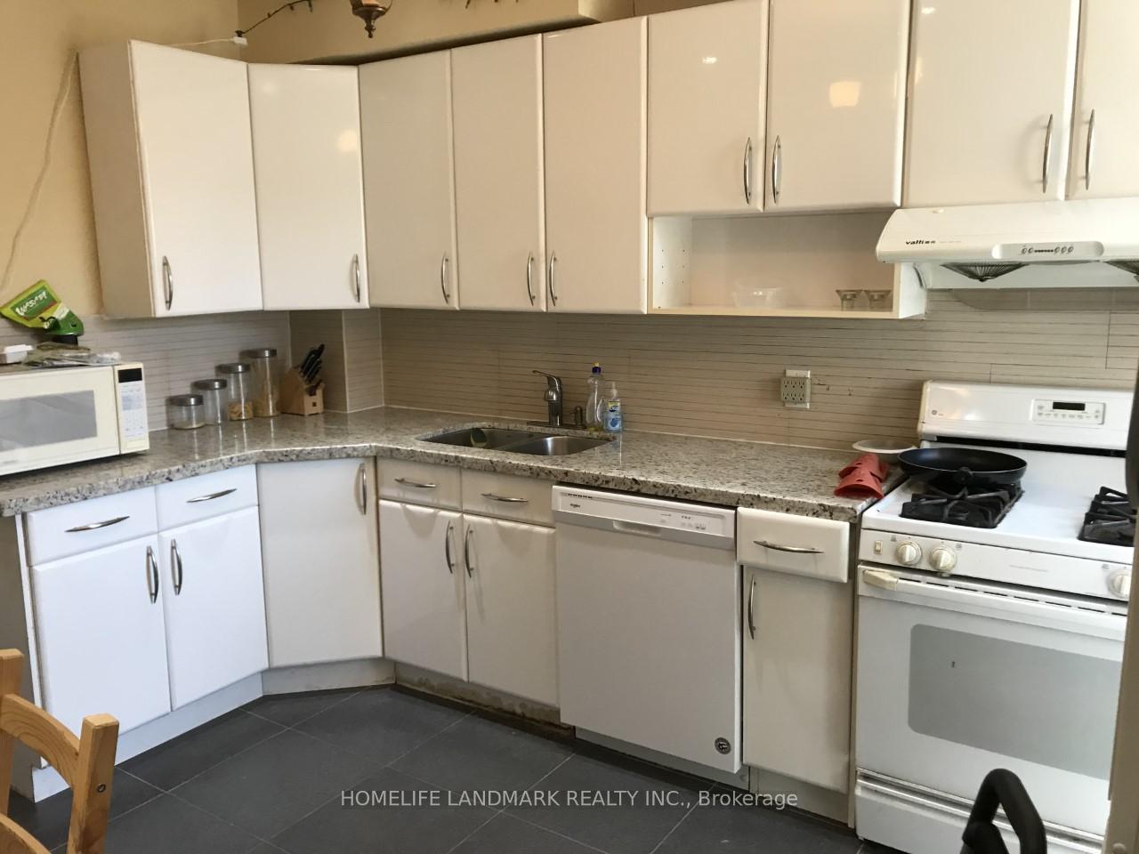 Photo 4 of Unit Main, 466 Lansdowne Avenue, Toronto, Dufferin Grove — HOMEH