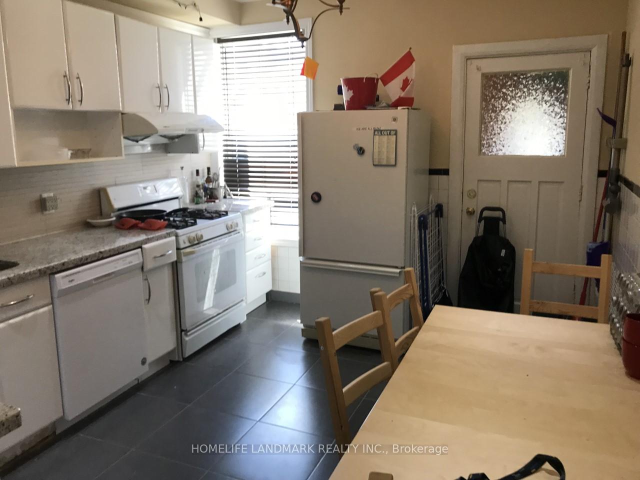 Photo 5 of Unit Main, 466 Lansdowne Avenue, Toronto, Dufferin Grove — HOMEH