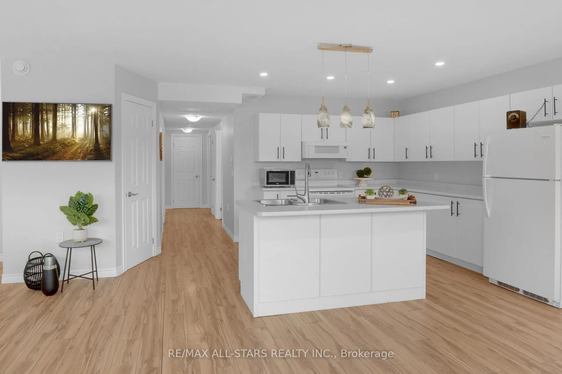 Photo 28 of 132 Newkirk Boulevard, Bancroft, Bancroft Ward — HOMEH