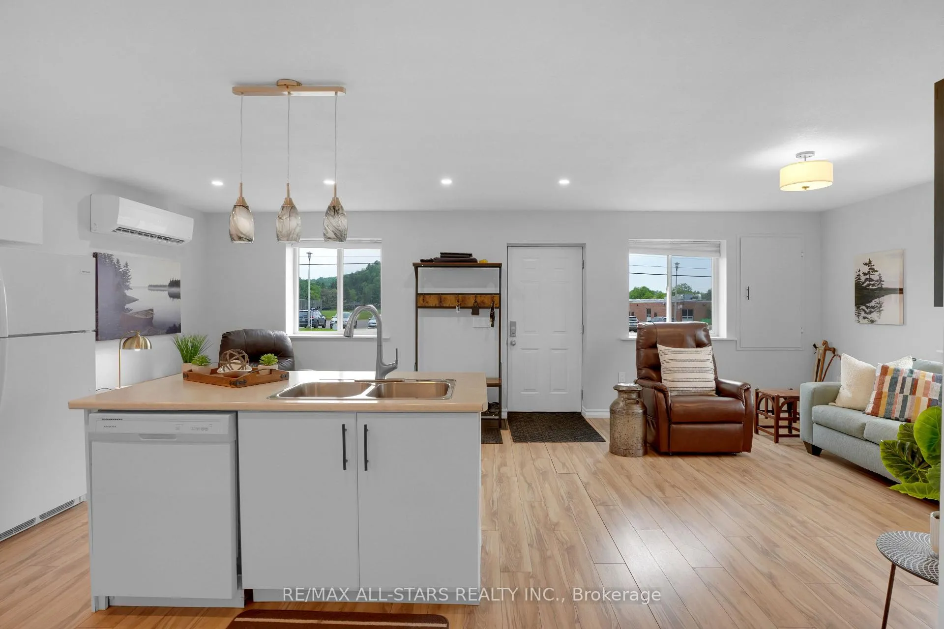 Photo 111 of 132 Newkirk Boulevard, Bancroft, Bancroft Ward — HOMEH