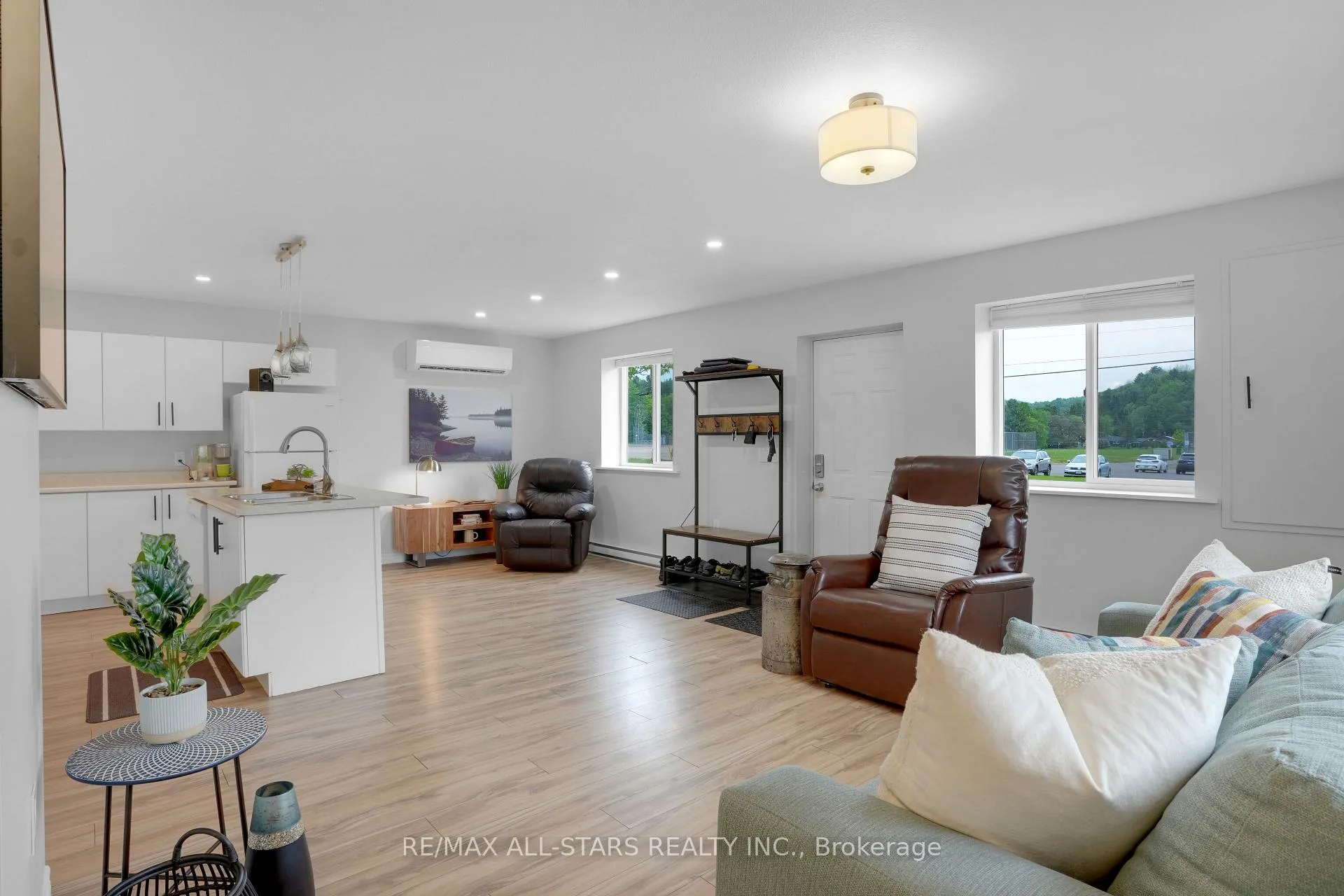 Photo 142 of 132 Newkirk Boulevard, Bancroft, Bancroft Ward — HOMEH
