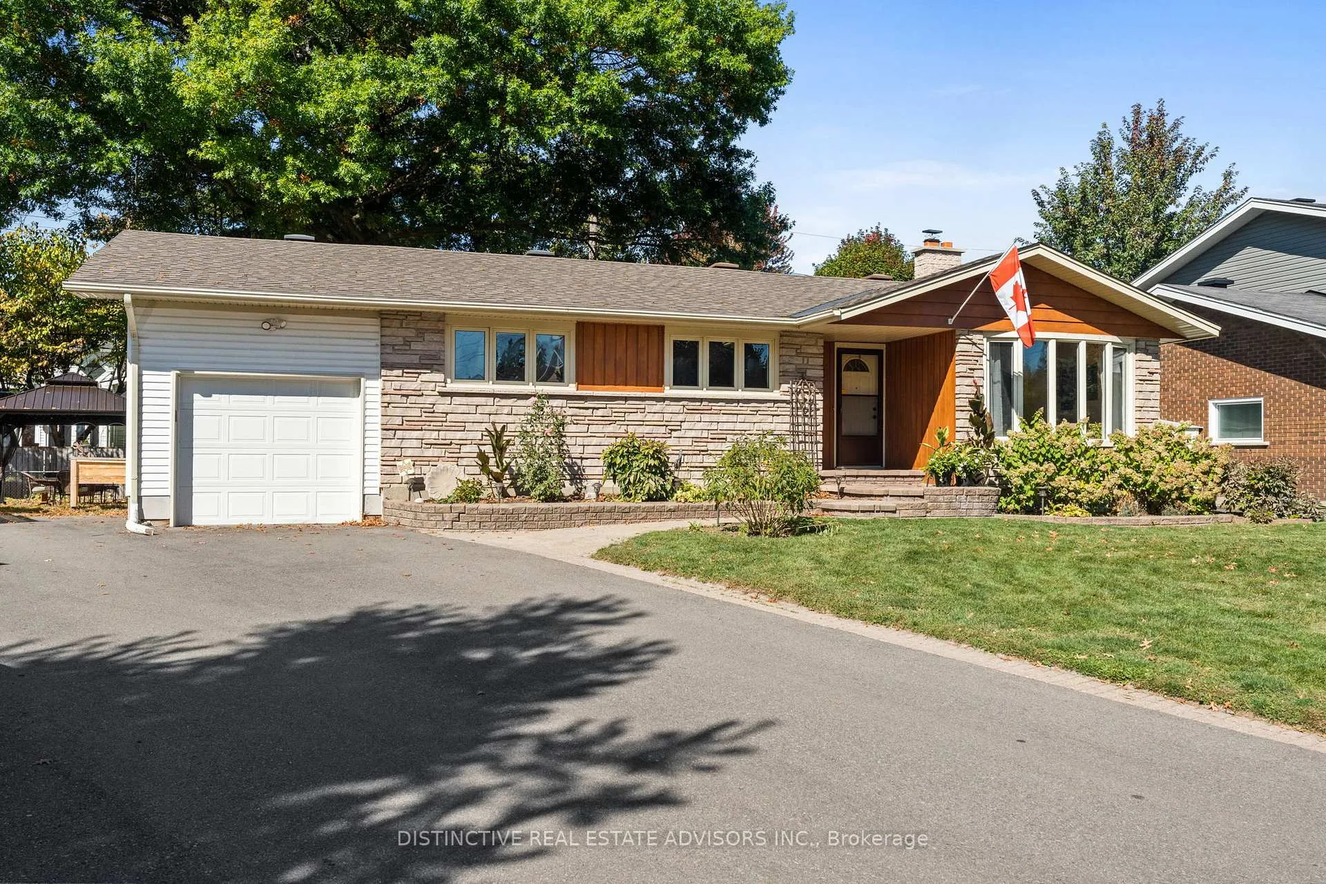 Photo 16 of 589 Noble Crescent, Ottawa, Riverside Park South — HOMEH