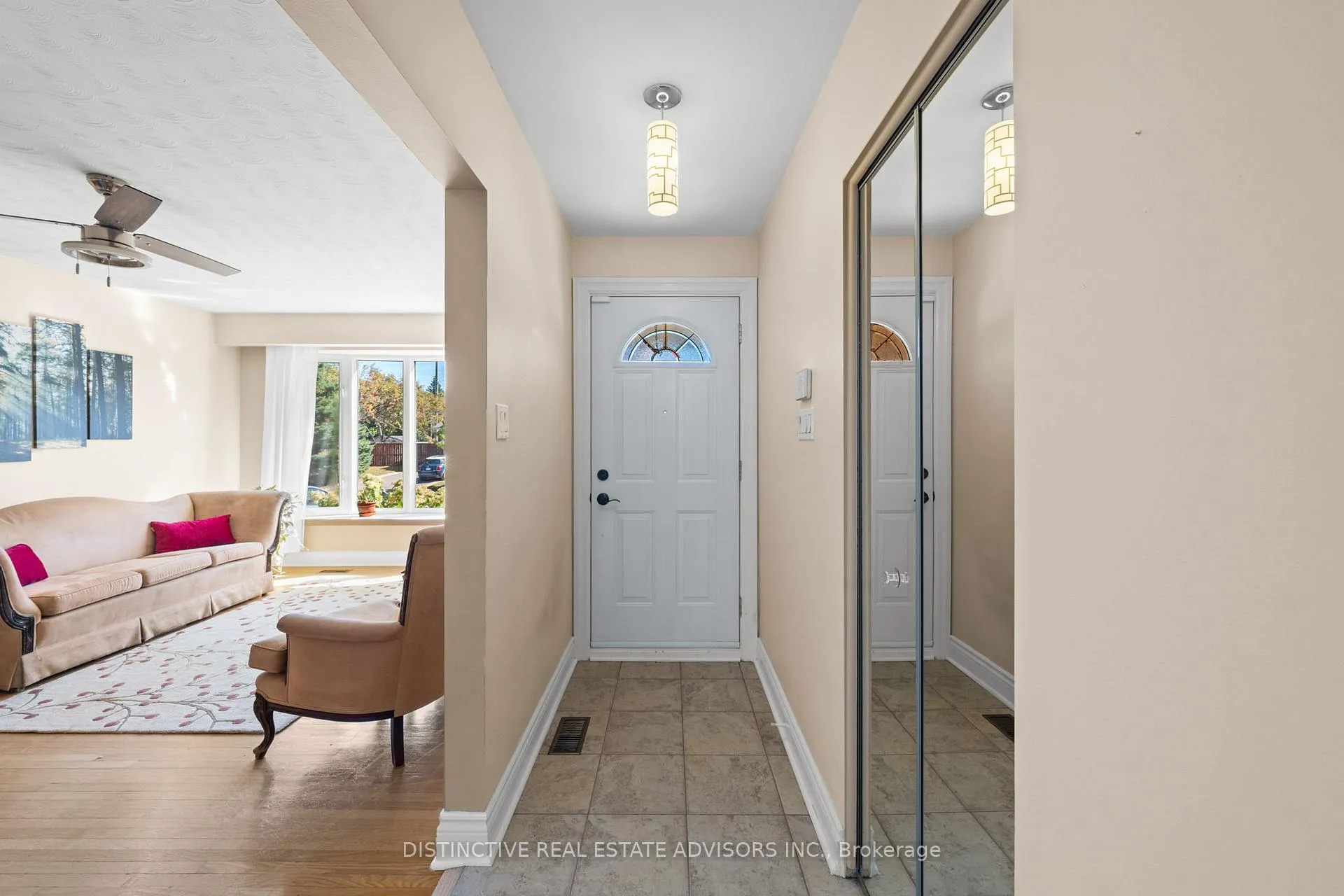 Photo 19 of 589 Noble Crescent, Ottawa, Riverside Park South — HOMEH