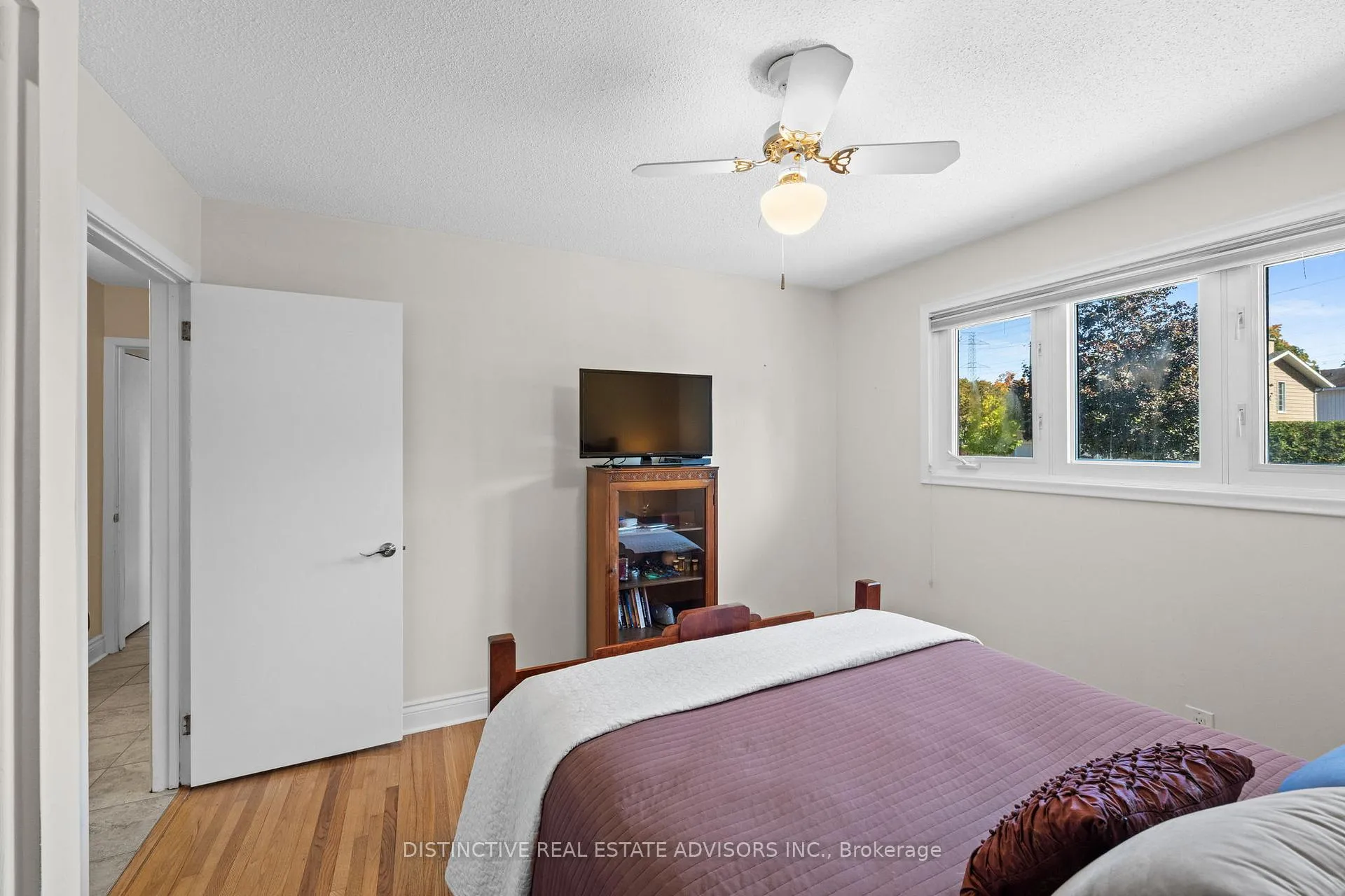 Photo 113 of 589 Noble Crescent, Ottawa, Riverside Park South — HOMEH