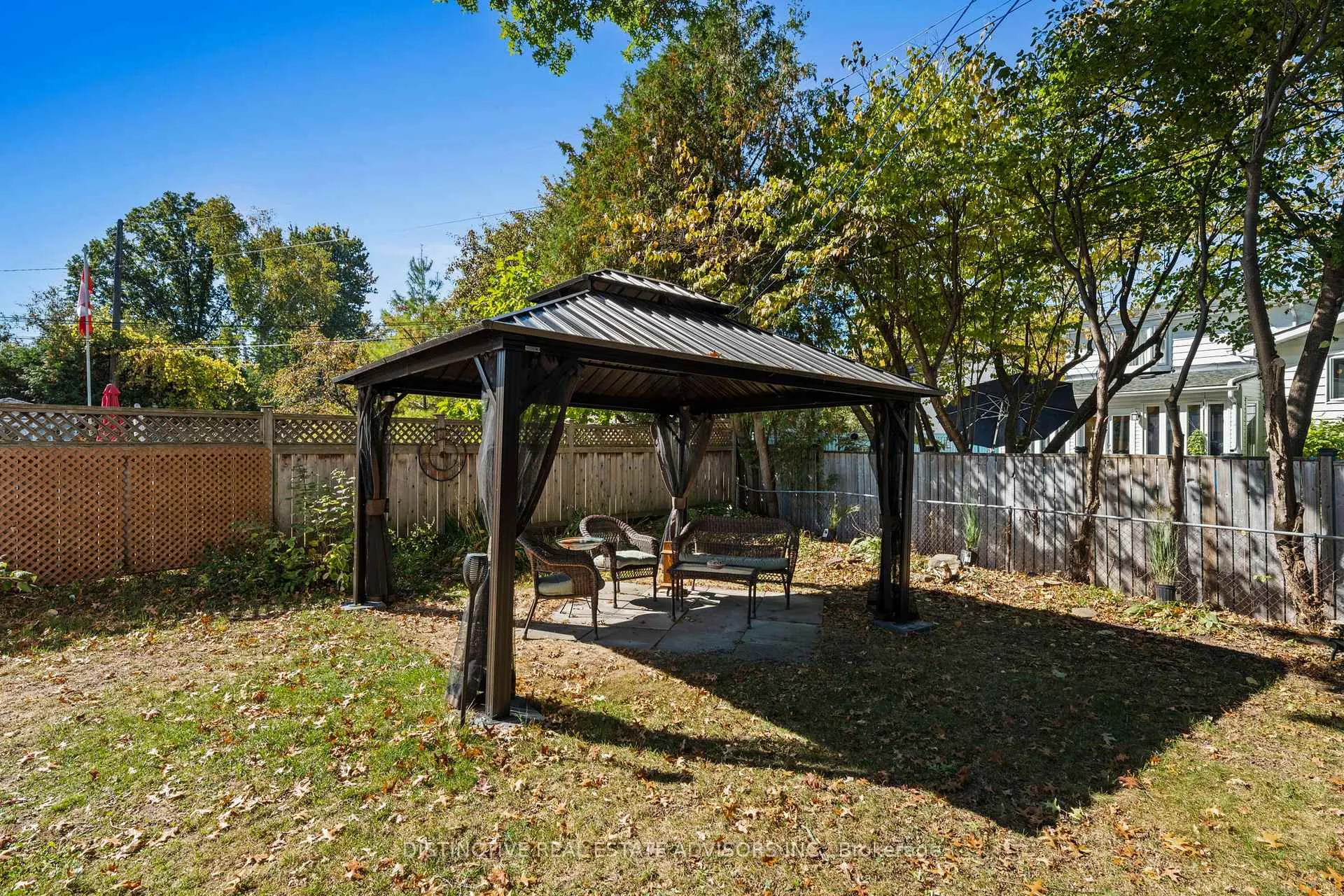 Photo 259 of 589 Noble Crescent, Ottawa, Riverside Park South — HOMEH