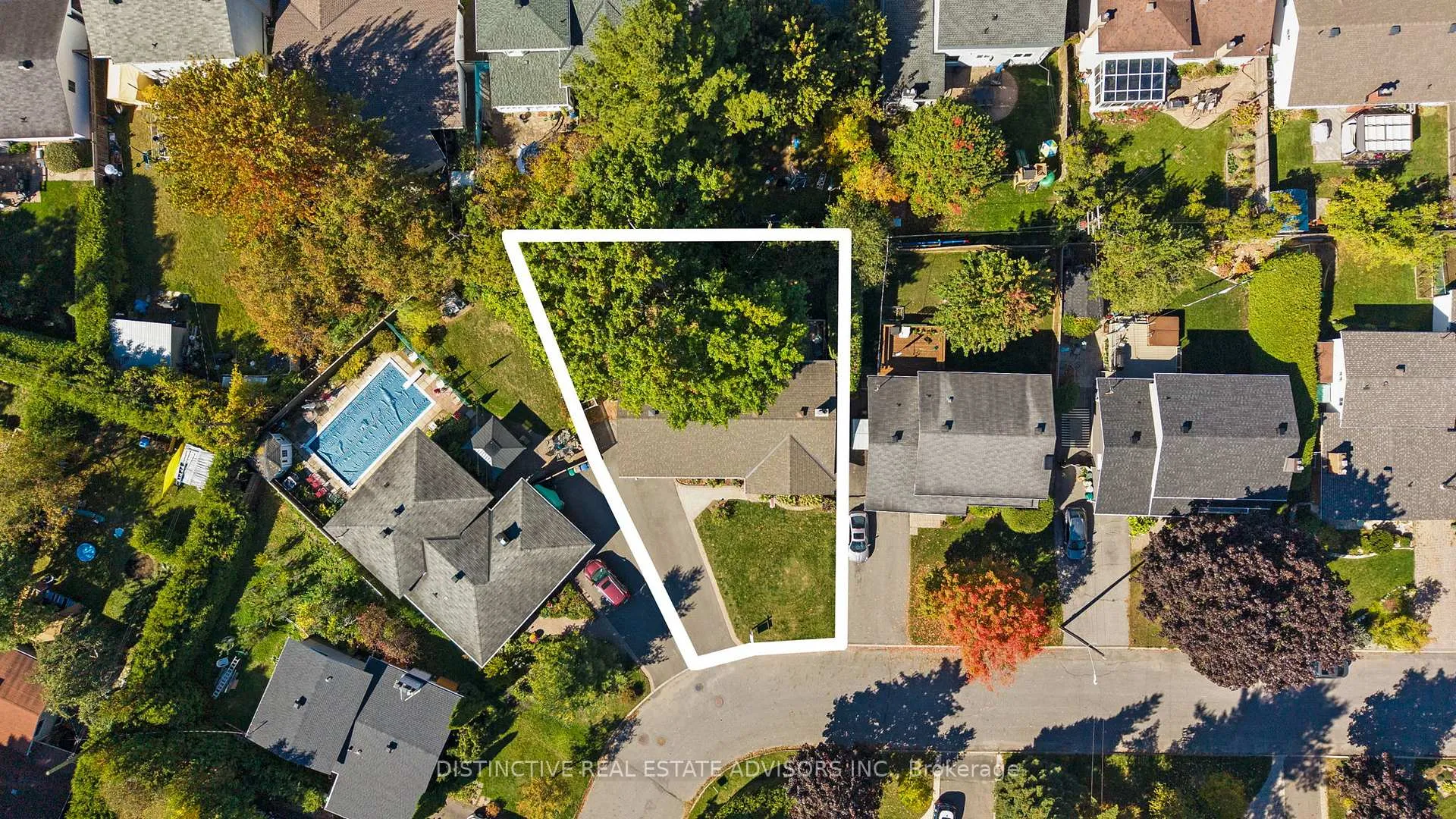 Photo 276 of 589 Noble Crescent, Ottawa, Riverside Park South — HOMEH