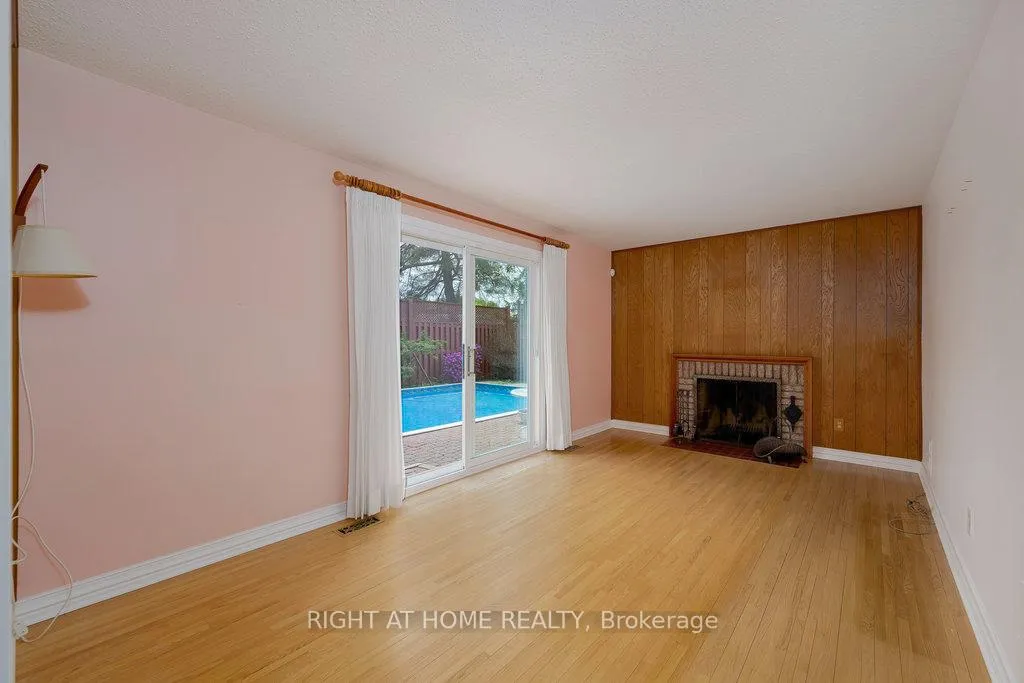Photo 58 of 2194 Hamelin Crescent, Ottawa, Beacon Hill North — HOMEH