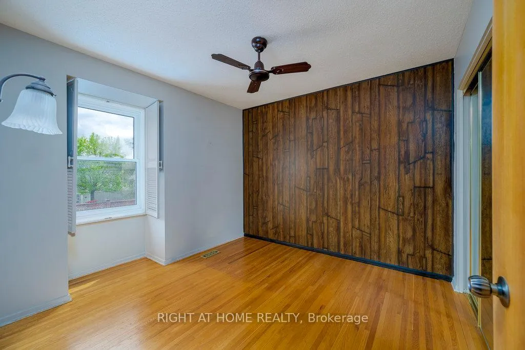 Photo 119 of 2194 Hamelin Crescent, Ottawa, Beacon Hill North — HOMEH