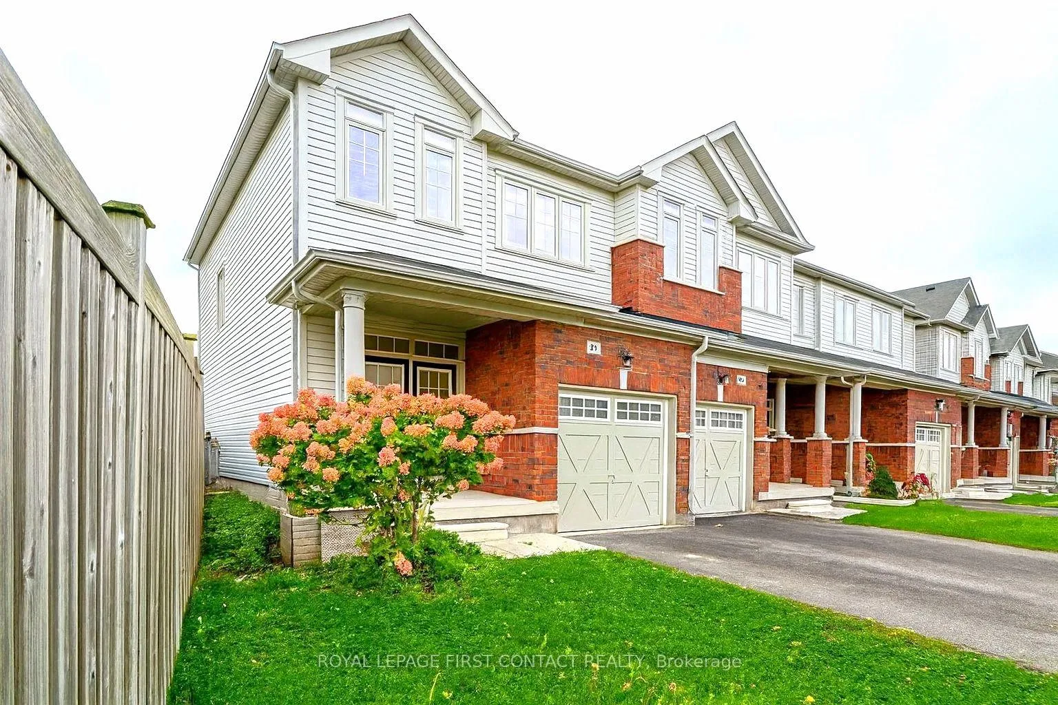 Photo 1 of 87 Pearcey Crescent, Barrie, Bayfield — HOMEH
