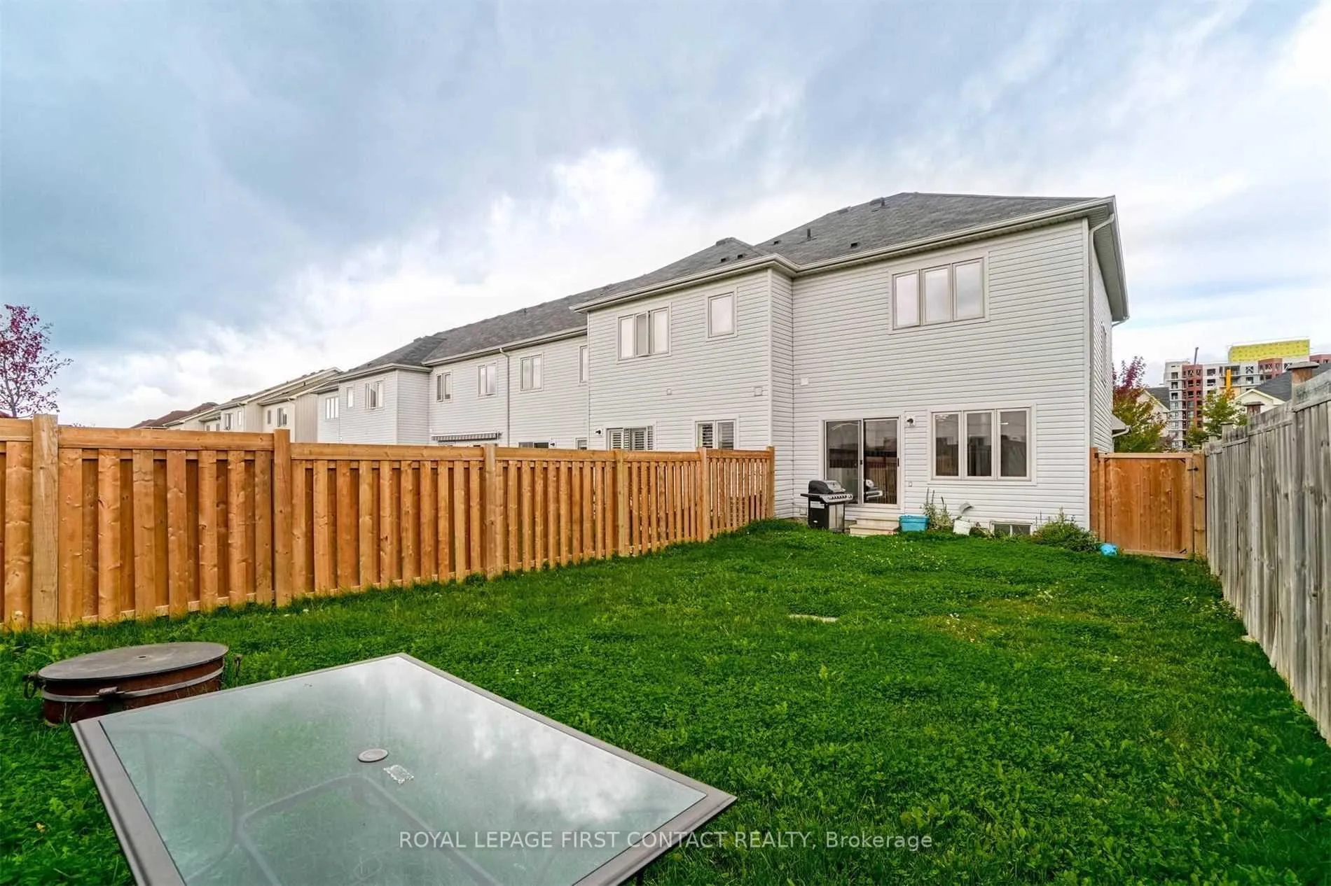 Photo 30 of 87 Pearcey Crescent, Barrie, Bayfield — HOMEH