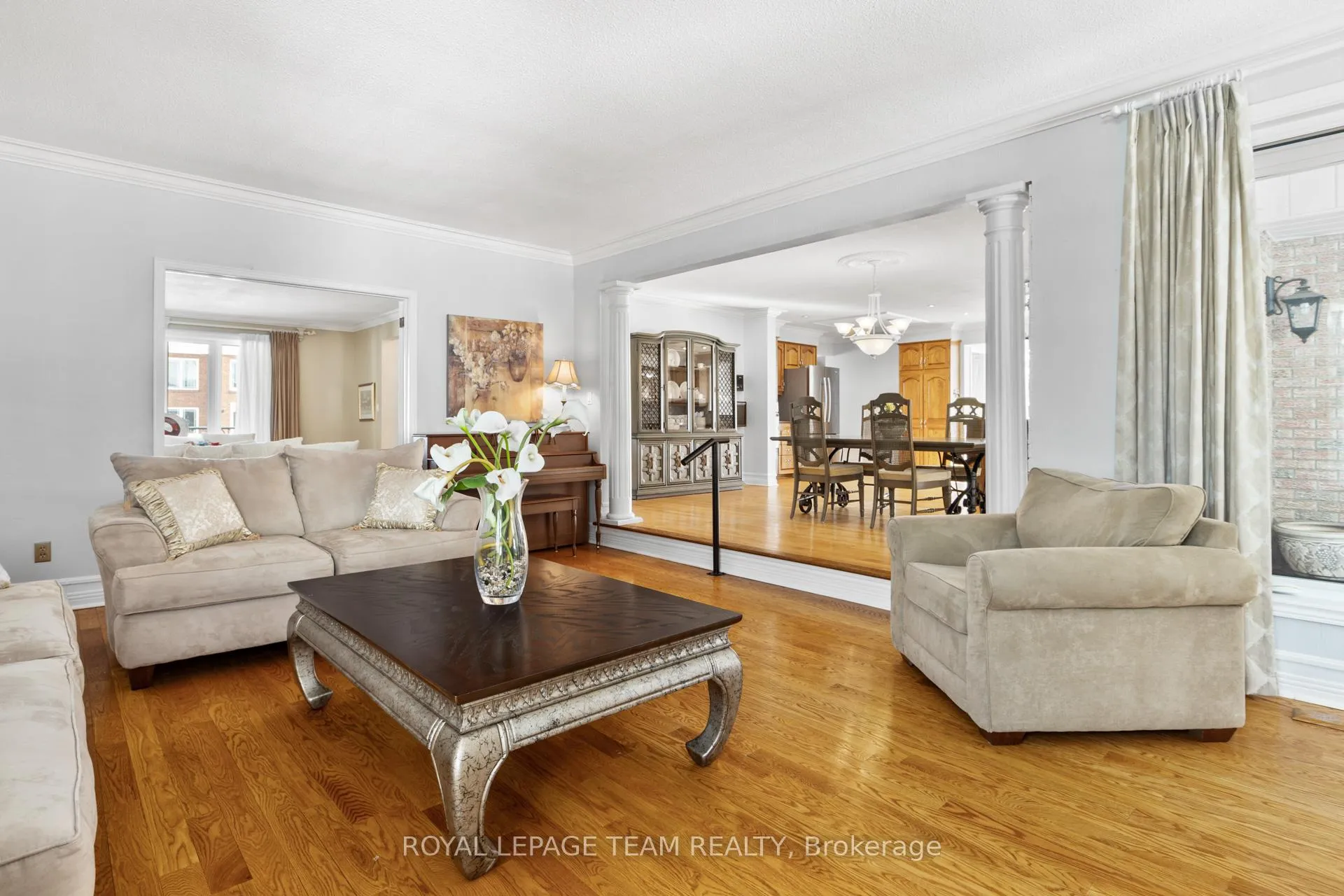 Photo 69 of 44 Sycamore Drive, Ottawa, Arbeatha Park — HOMEH
