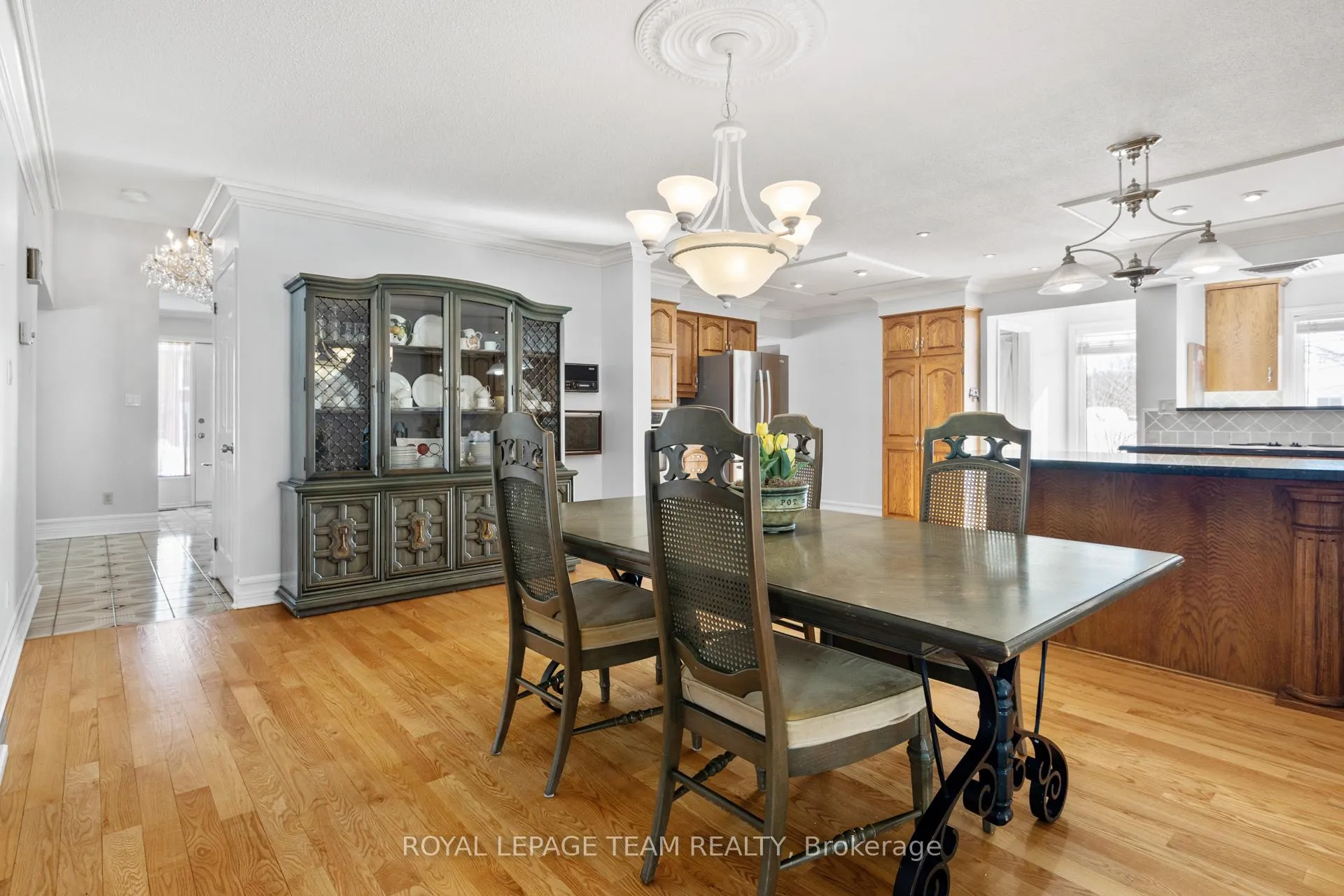 Photo 67 of 44 Sycamore Drive, Ottawa, Arbeatha Park — HOMEH
