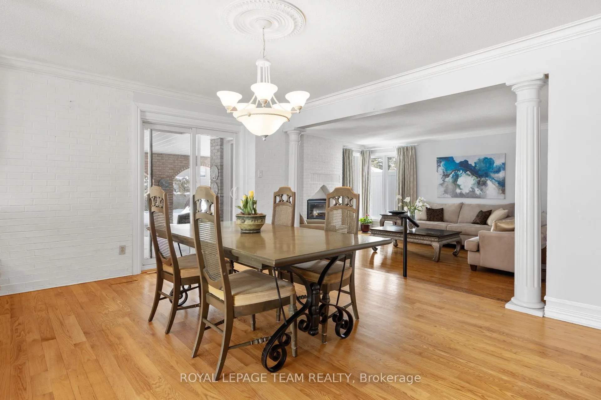 Photo 89 of 44 Sycamore Drive, Ottawa, Arbeatha Park — HOMEH