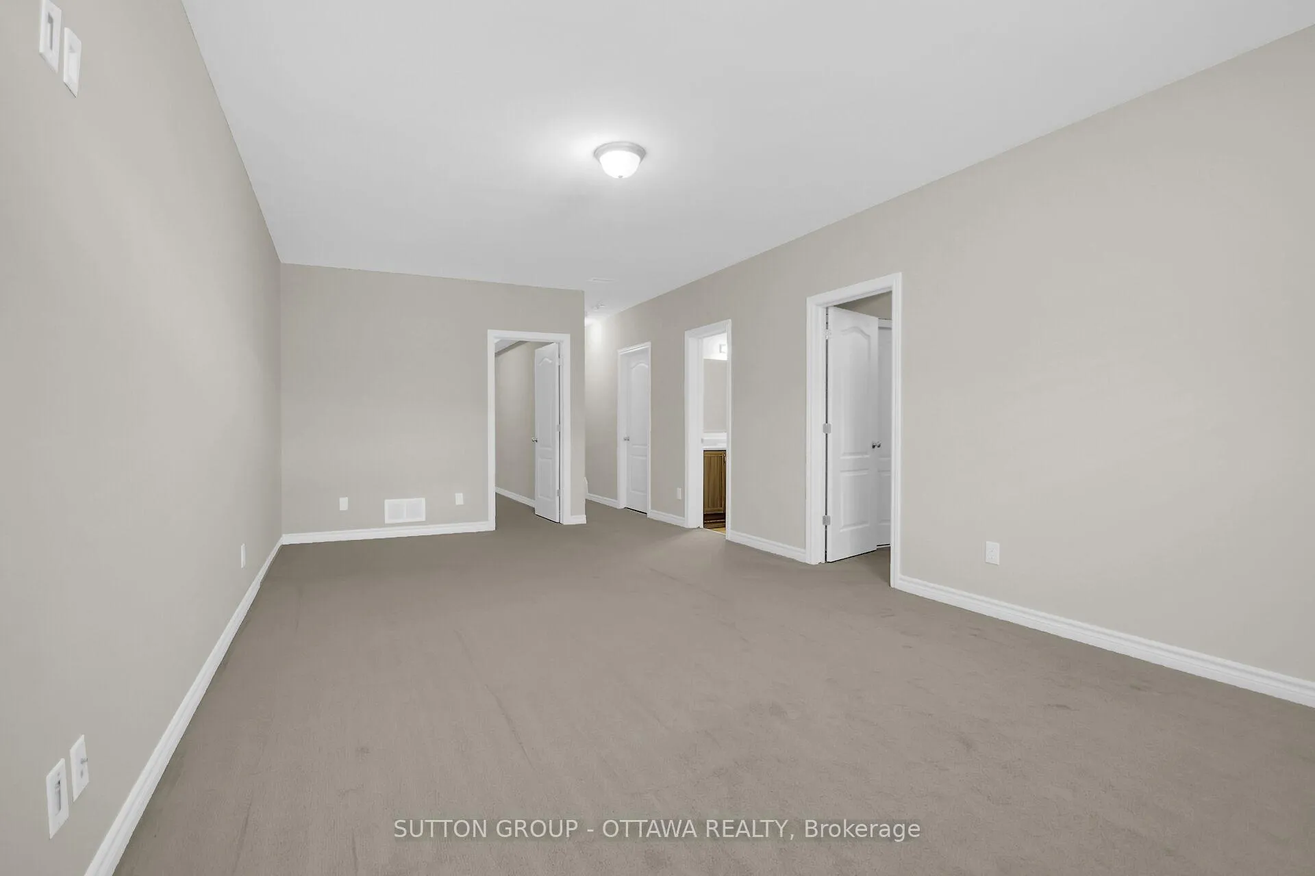 Photo 39 of 809 Carnelian Crescent, Ottawa, Riverside South/Gloucester Glen — HOMEH