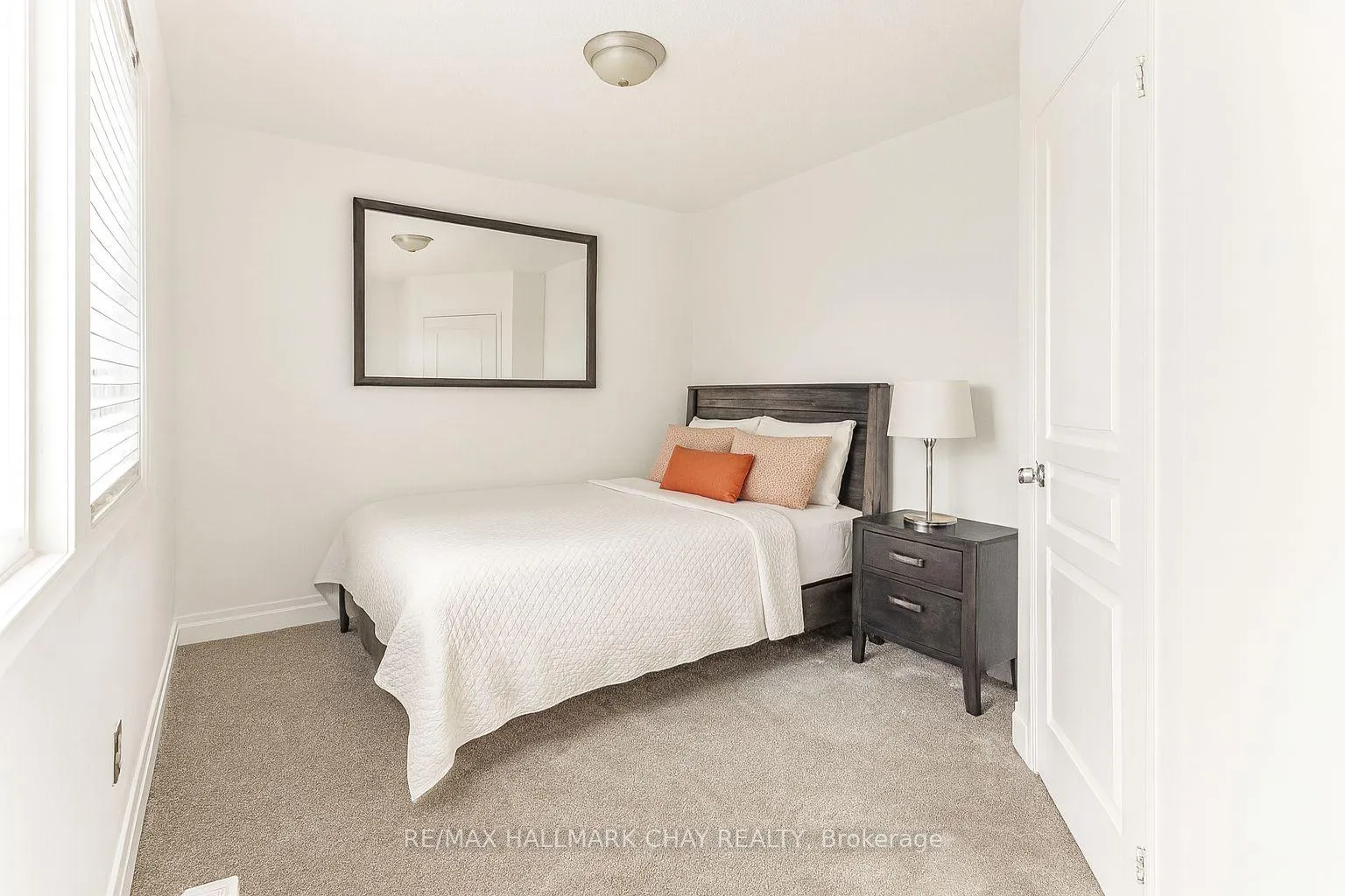 Photo 15 of 135 Trevino Circle, Barrie, East Bayfield — HOMEH