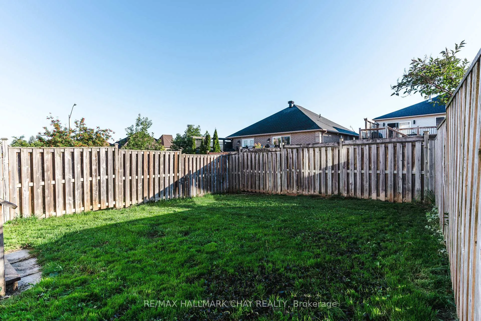 Photo 23 of 135 Trevino Circle, Barrie, East Bayfield — HOMEH