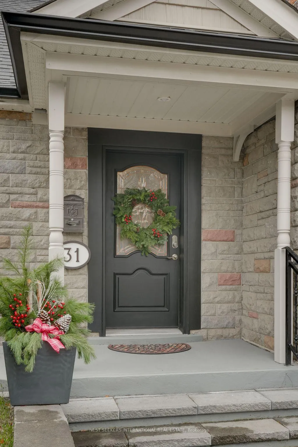 Photo 2 of 31 Mark Street, Aurora, Aurora Village — HOMEH