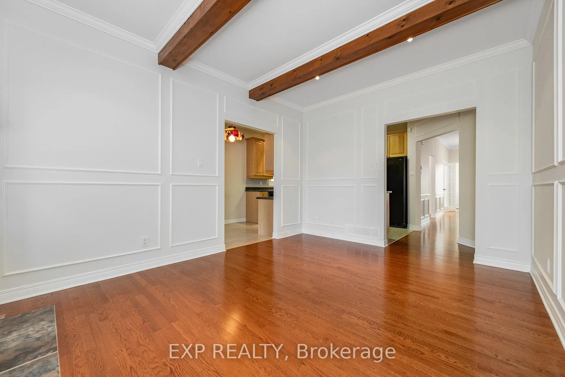 Photo 291 of 243 Marilyn Avenue, Ottawa, Mooneys Bay/Revelstoke — HOMEH