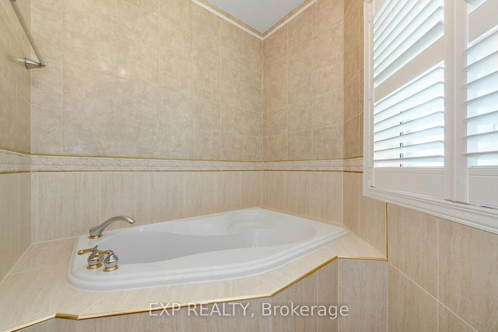 Photo 473 of 243 Marilyn Avenue, Ottawa, Mooneys Bay/Revelstoke — HOMEH