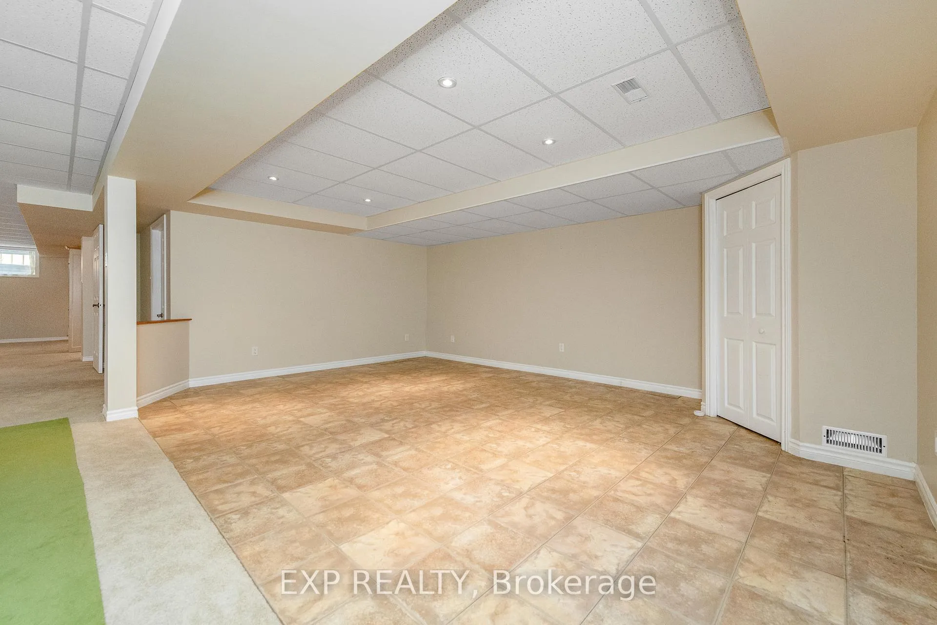 Photo 685 of 243 Marilyn Avenue, Ottawa, Mooneys Bay/Revelstoke — HOMEH