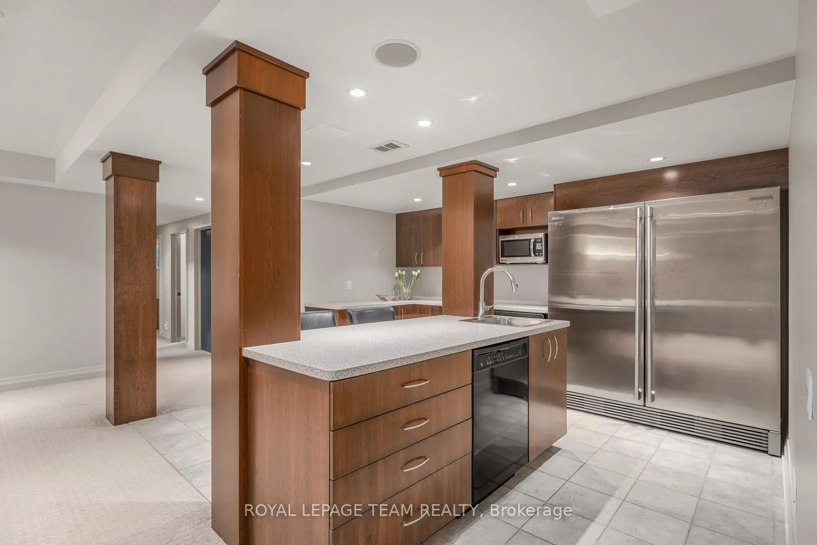 Photo 537 of 37 Rothwell Drive, Ottawa, Rothwell Heights — HOMEH