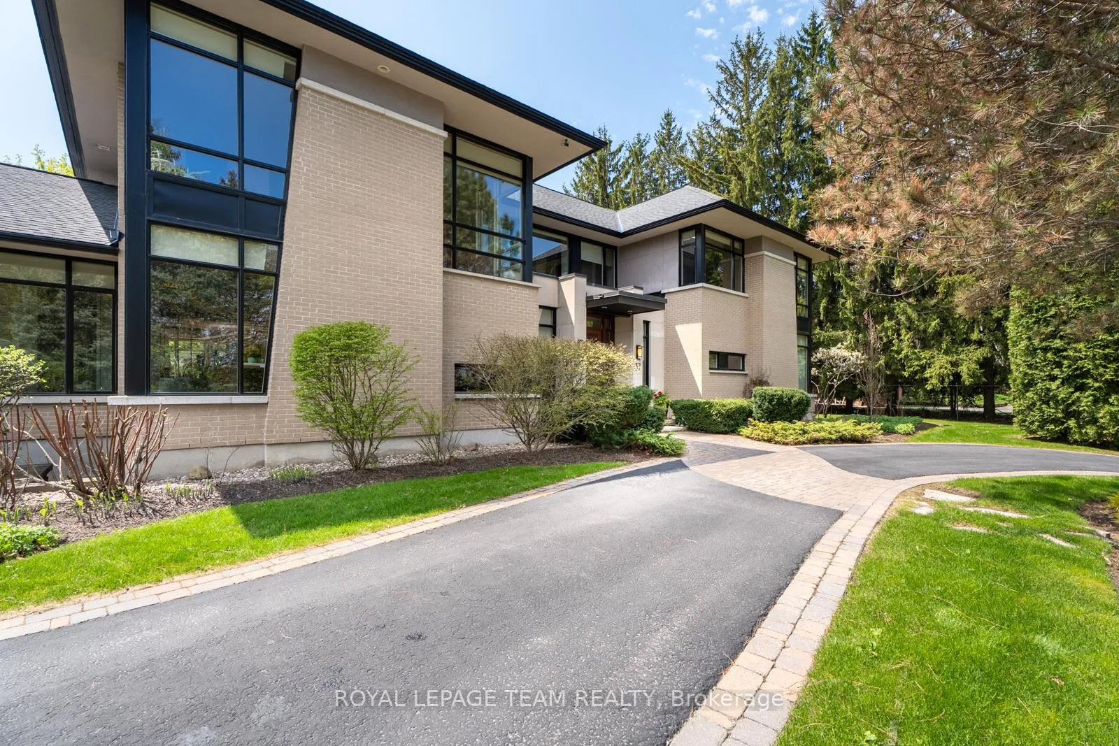 Photo 687 of 37 Rothwell Drive, Ottawa, Rothwell Heights — HOMEH