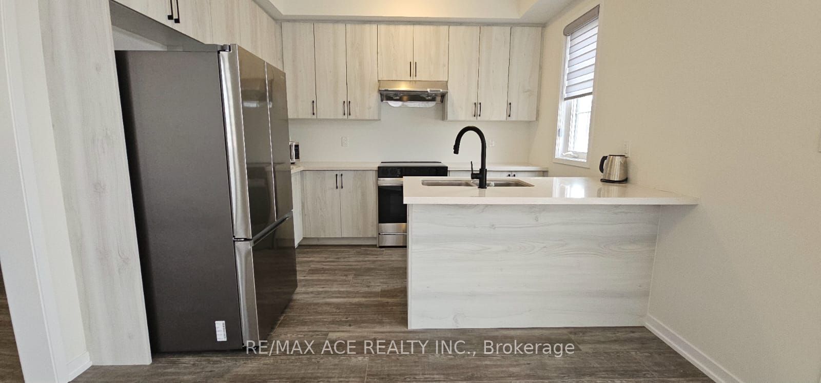 Photo 47 of 2102 Cayenne Street, Oshawa, Kedron — HOMEH