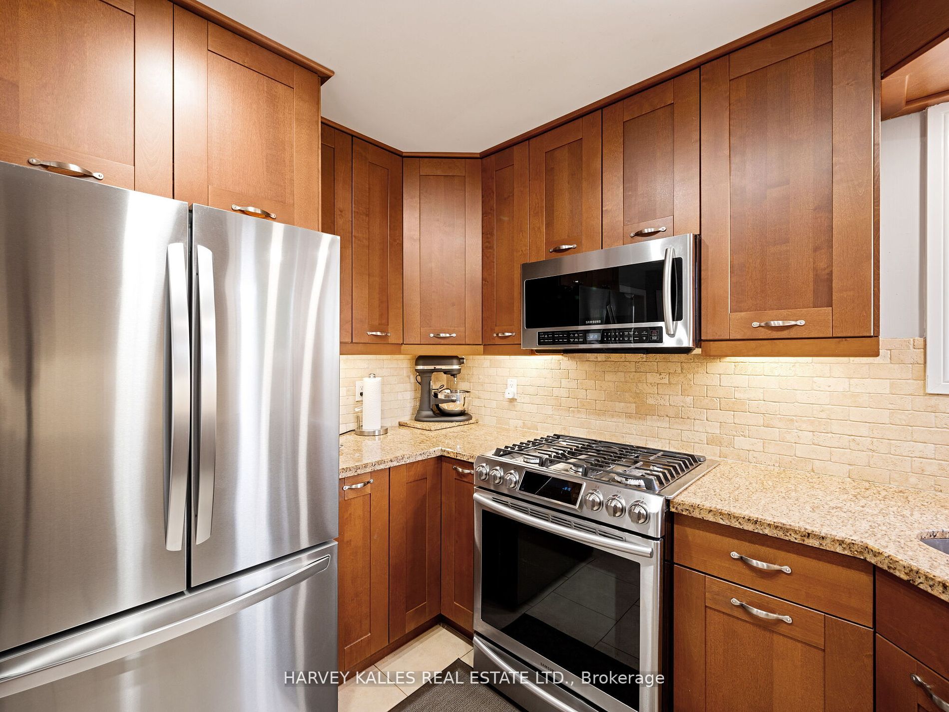 Photo 54 of 146 Veneto Drive, Vaughan, Vaughan Grove — HOMEH