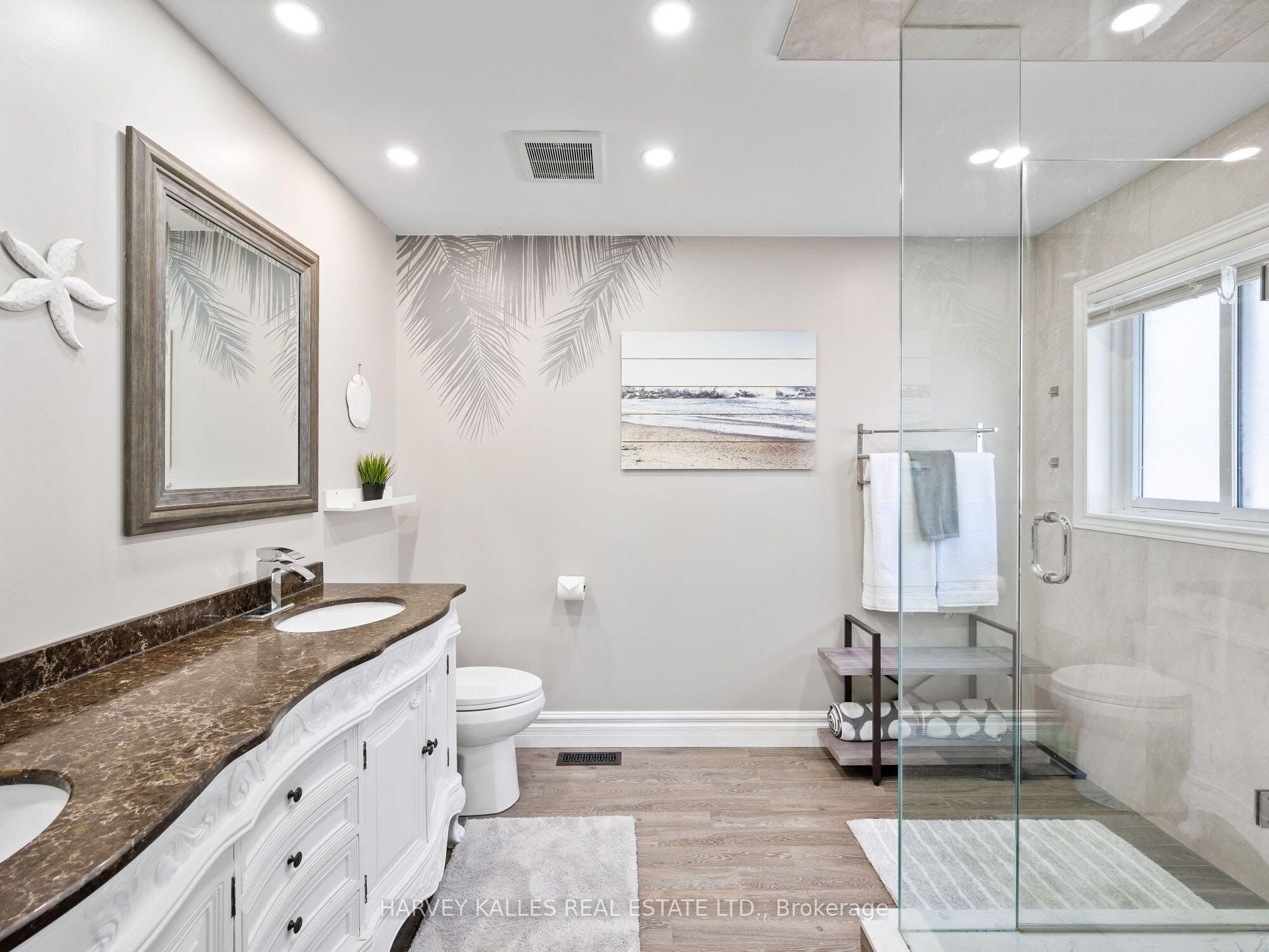 Photo 2 of 146 Veneto Drive, Vaughan, Vaughan Grove — HOMEH