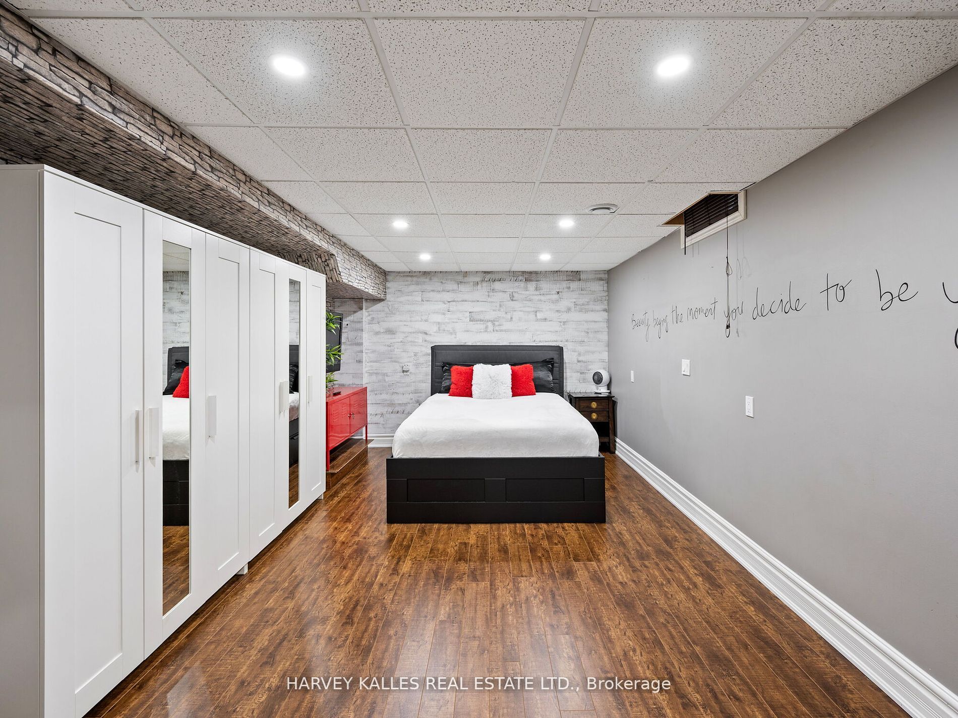 Photo 75 of 146 Veneto Drive, Vaughan, Vaughan Grove — HOMEH