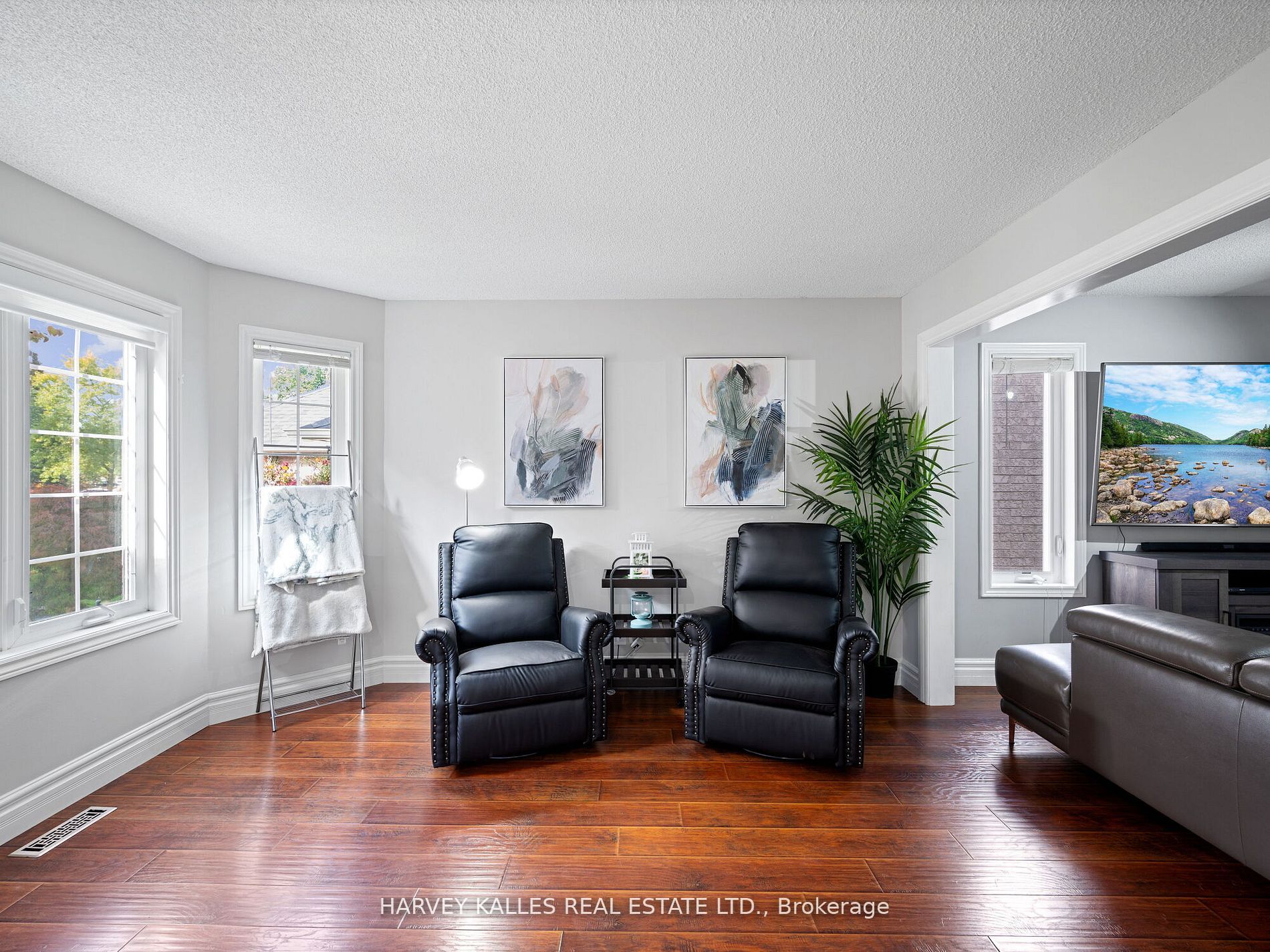 Photo 44 of 146 Veneto Drive, Vaughan, Vaughan Grove — HOMEH