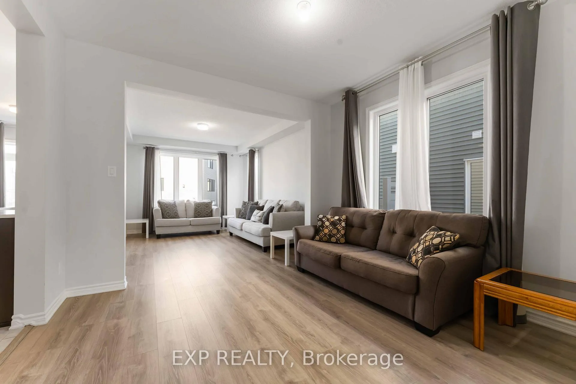 Photo 14 of 42 Lentago Avenue, Ottawa, Barrhaven - Half Moon Bay — HOMEH
