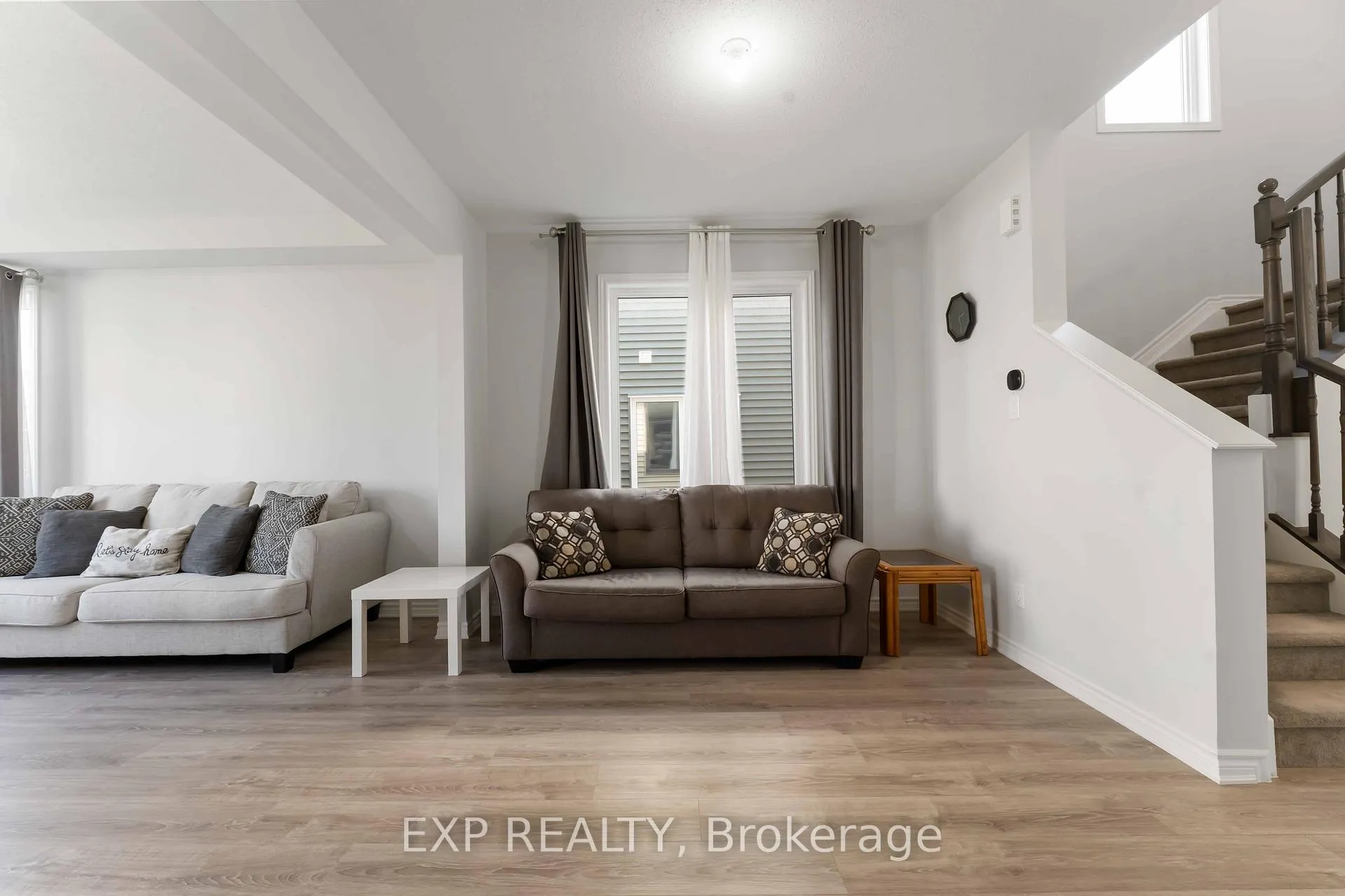 Photo 17 of 42 Lentago Avenue, Ottawa, Barrhaven - Half Moon Bay — HOMEH
