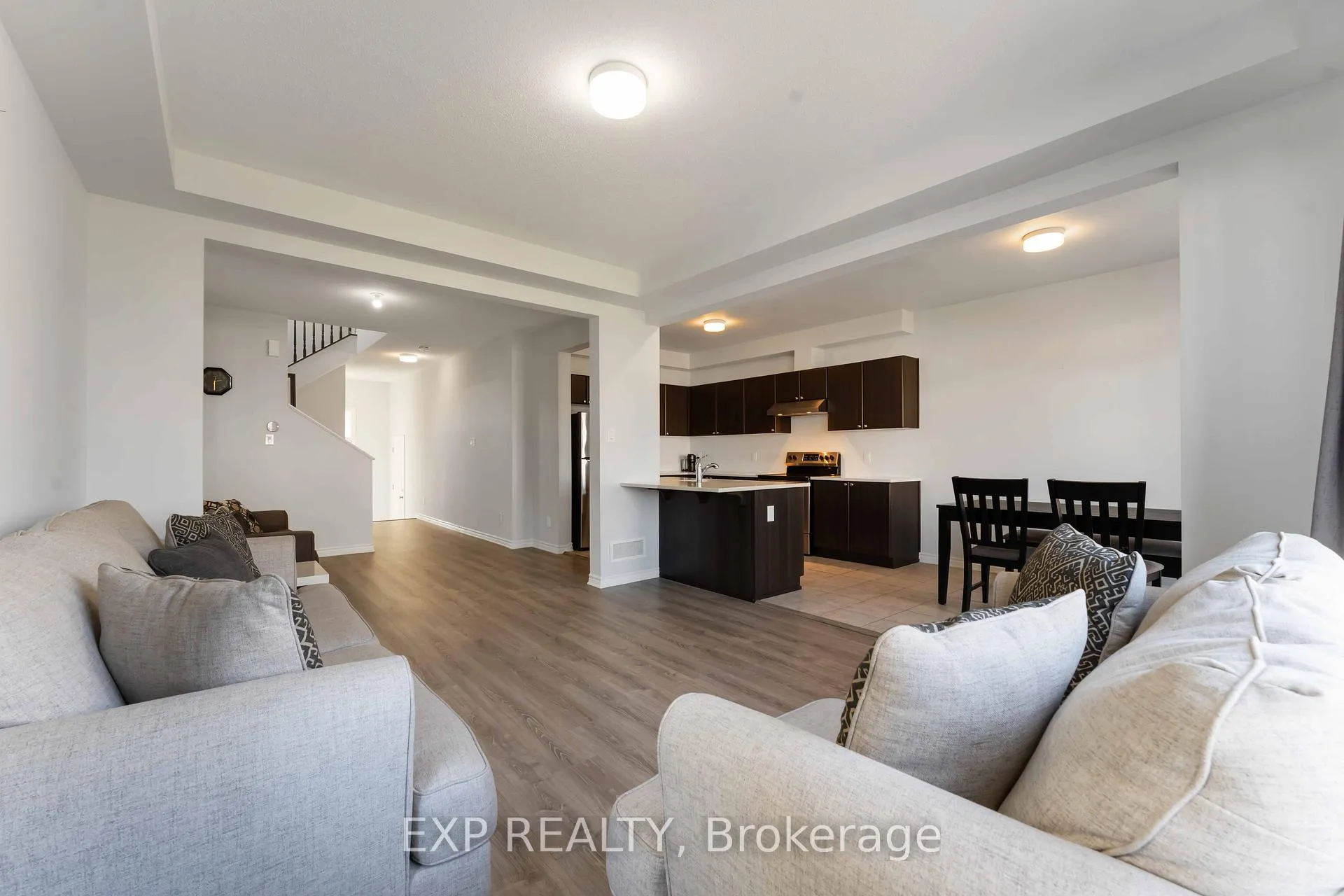 Photo 24 of 42 Lentago Avenue, Ottawa, Barrhaven - Half Moon Bay — HOMEH