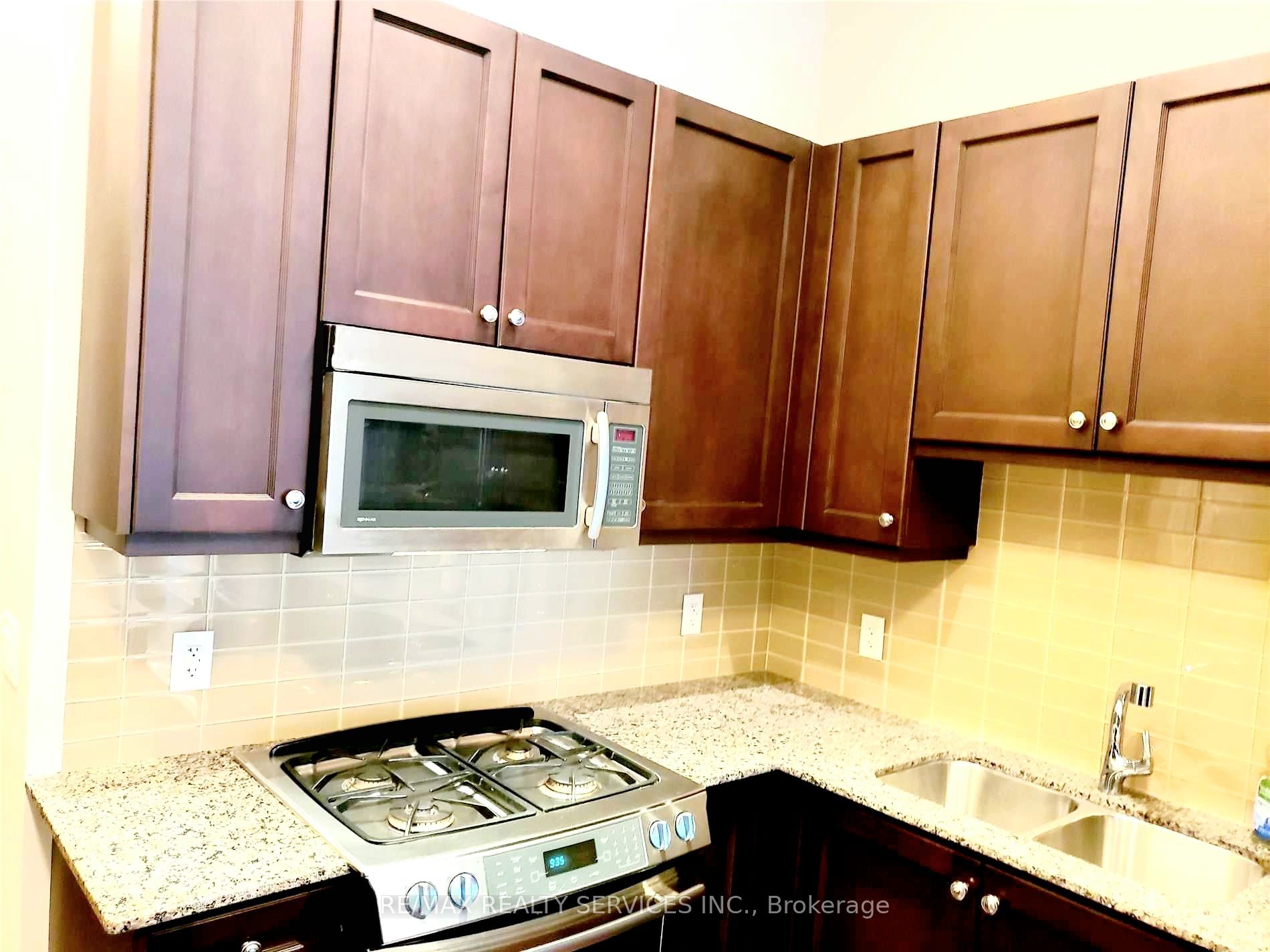 Photo 24 of Unit 102, 11 Bronte Road, Oakville, Bronte — HOMEH