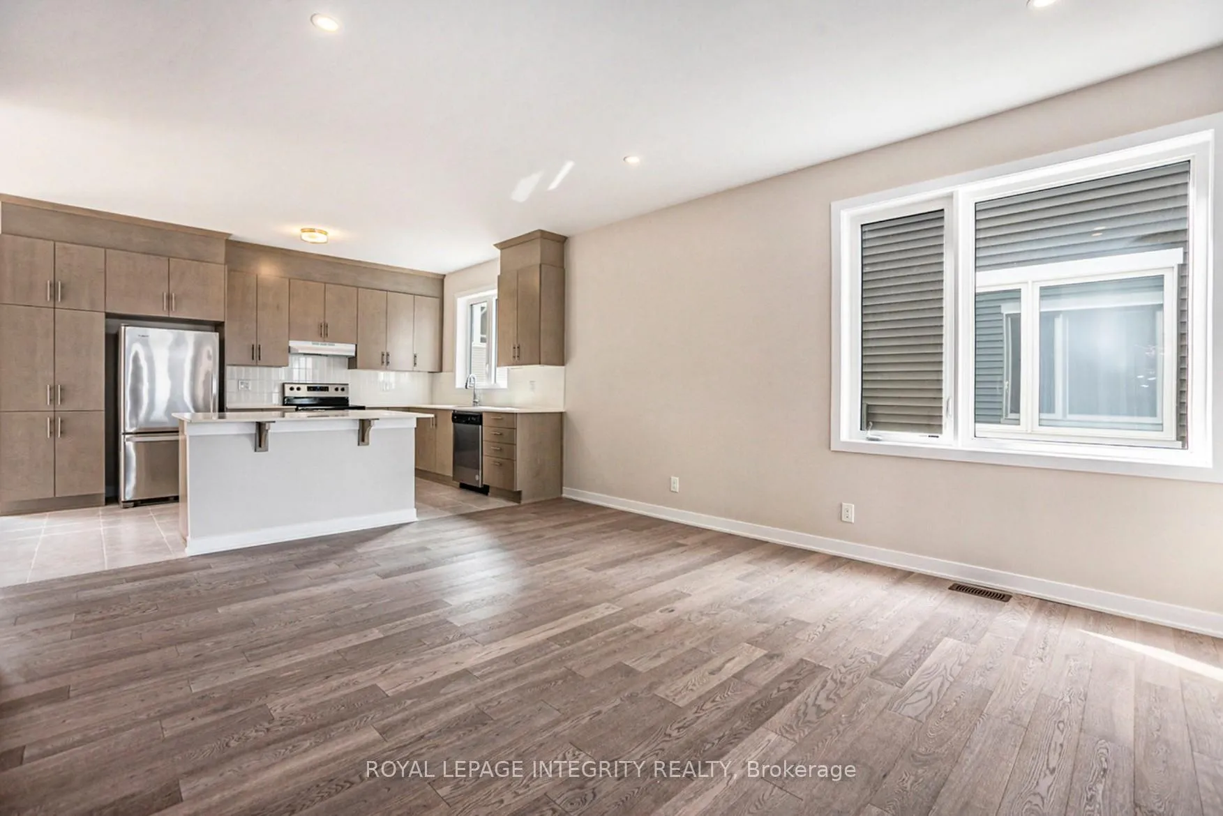 Photo 3 of 436 Epoch Street, Ottawa, Barrhaven - Half Moon Bay — HOMEH